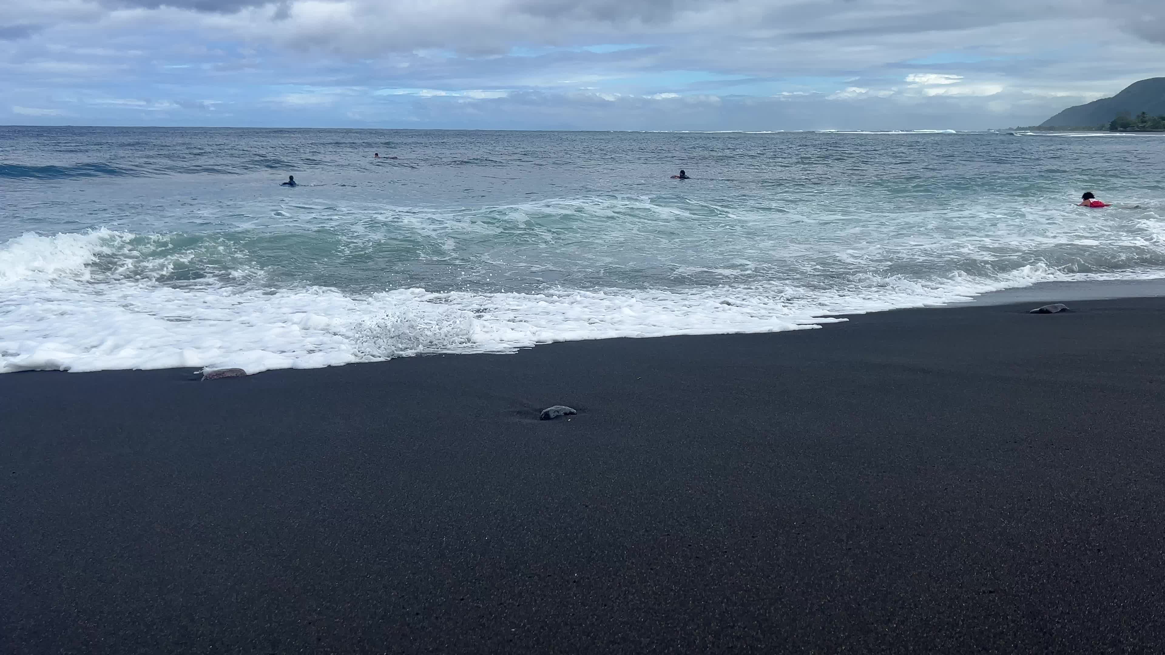 Surfing and boogie boarding in Tahiti