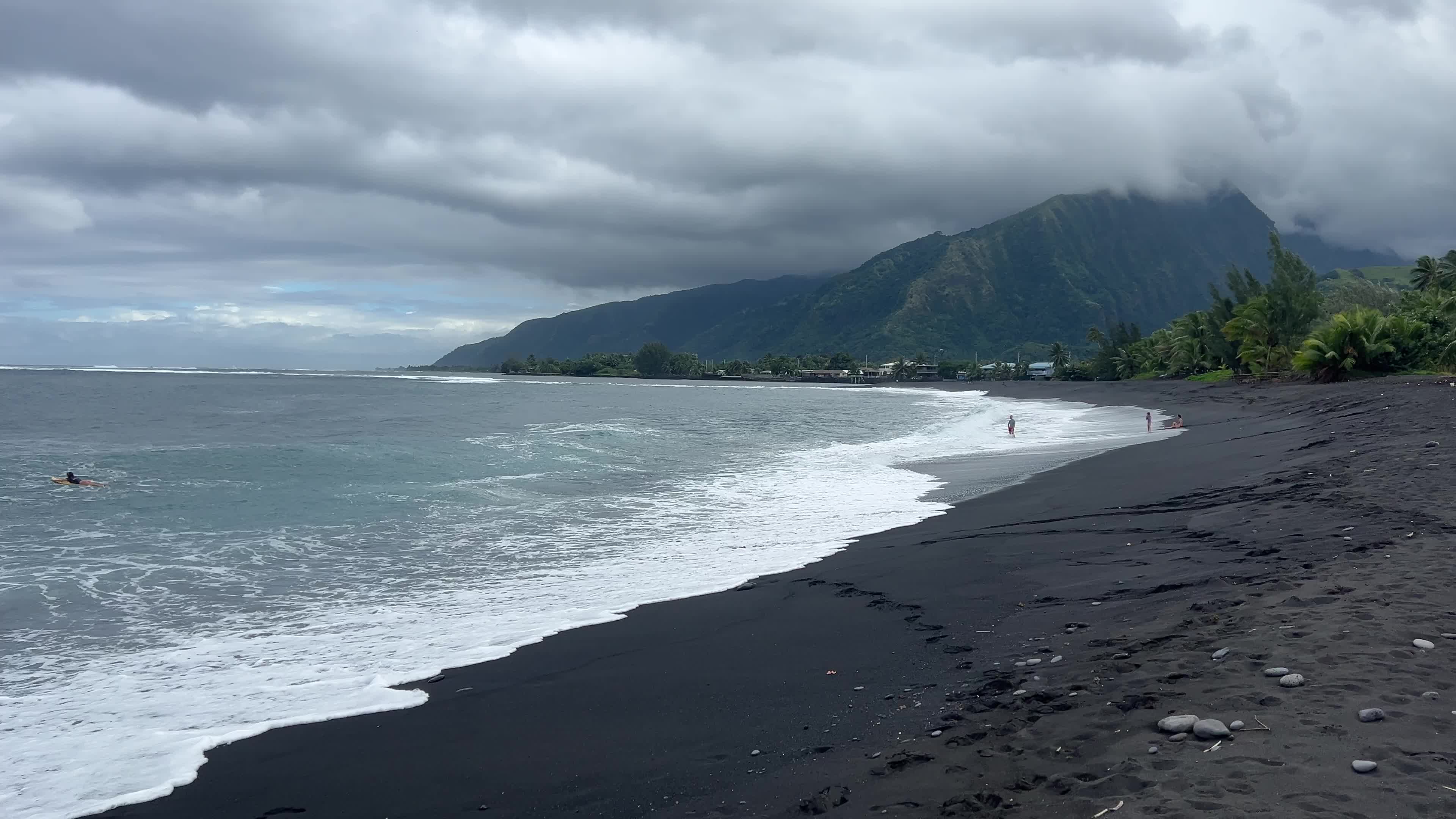 Surfing and boogie boarding in Tahiti