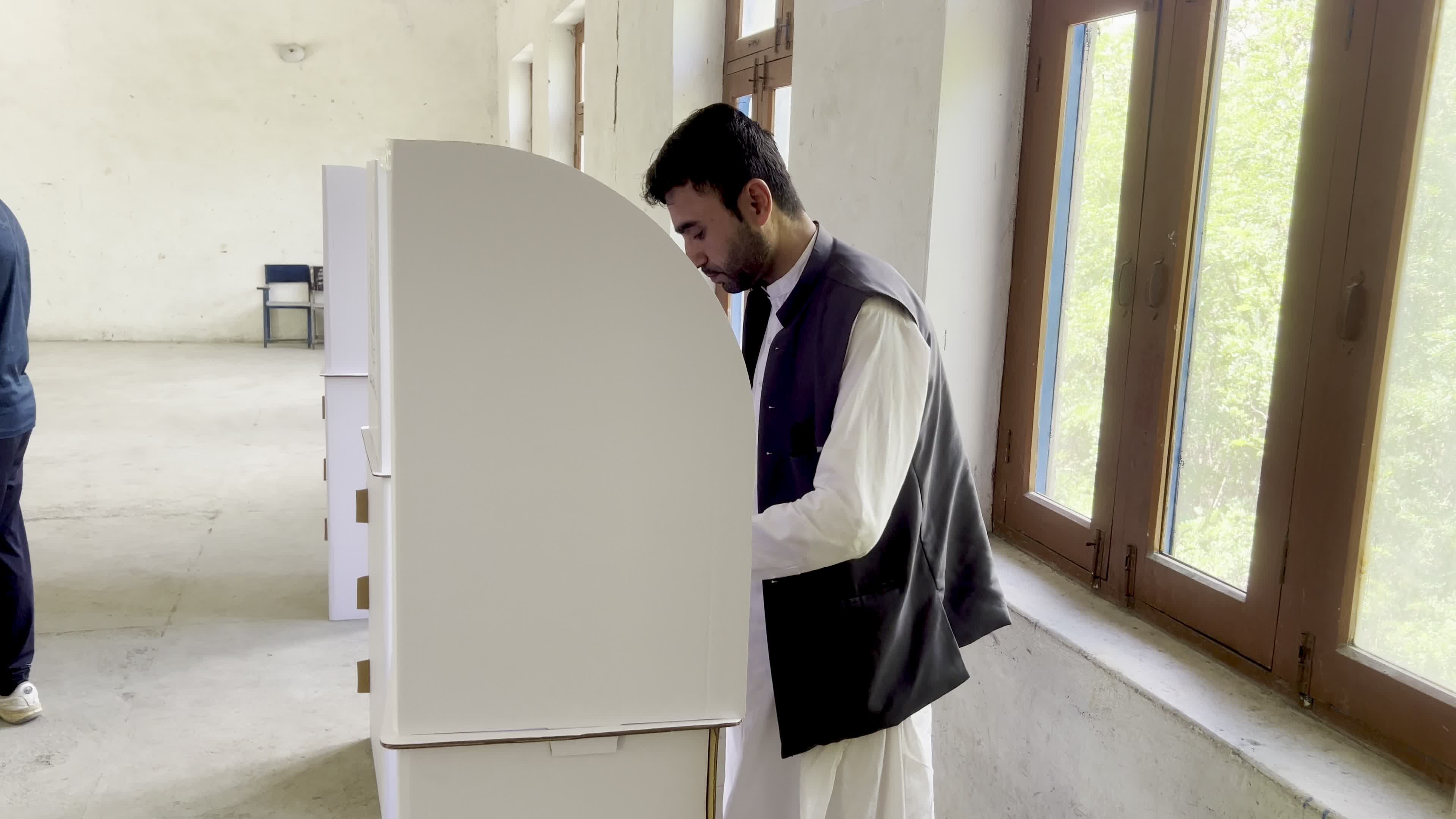 Gilgit-Baltistan Residents Vote in Regional Assembly Elections Amid Tight Security