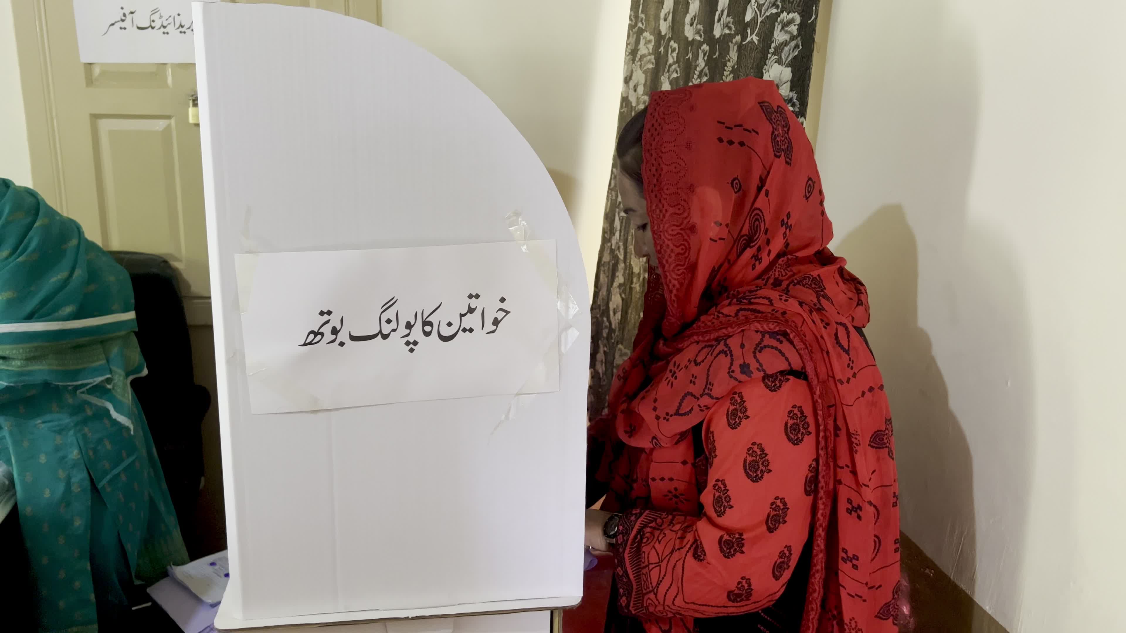 Gilgit-Baltistan Residents Vote in Regional Assembly Elections Amid Tight Security