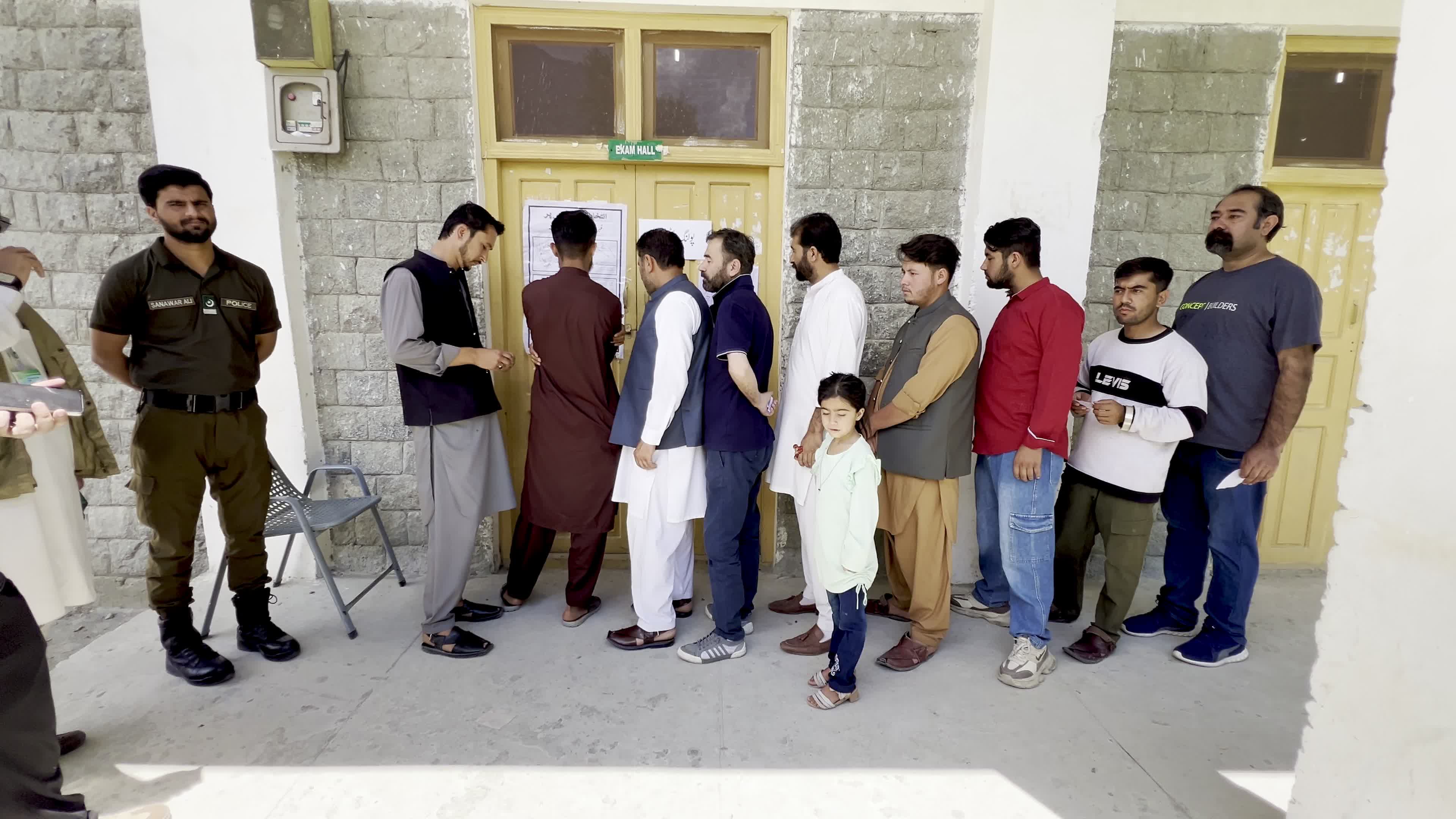 Gilgit-Baltistan Residents Vote in Regional Assembly Elections Amid Tight Security