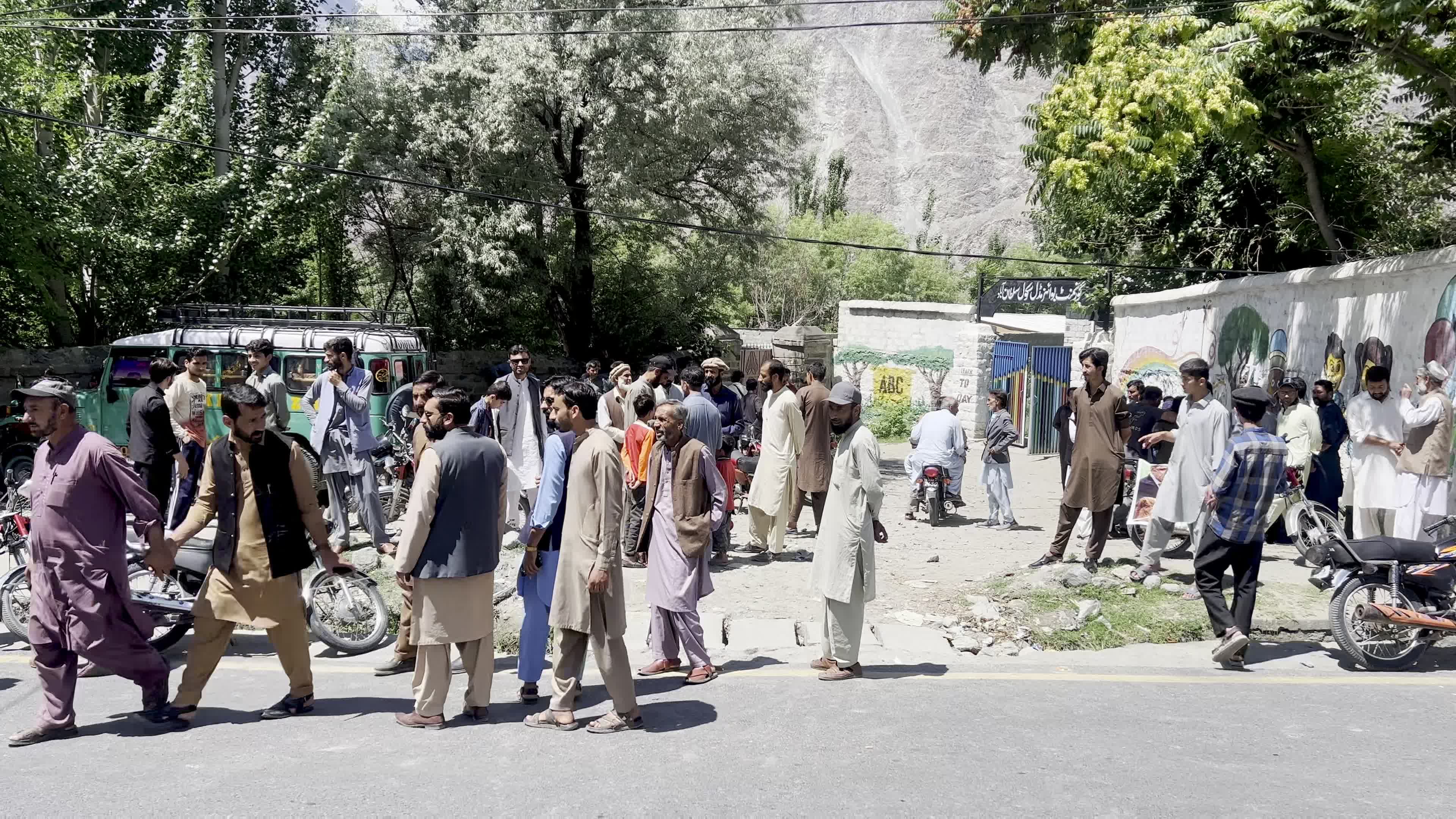 Gilgit-Baltistan Residents Vote in Regional Assembly Elections Amid Tight Security