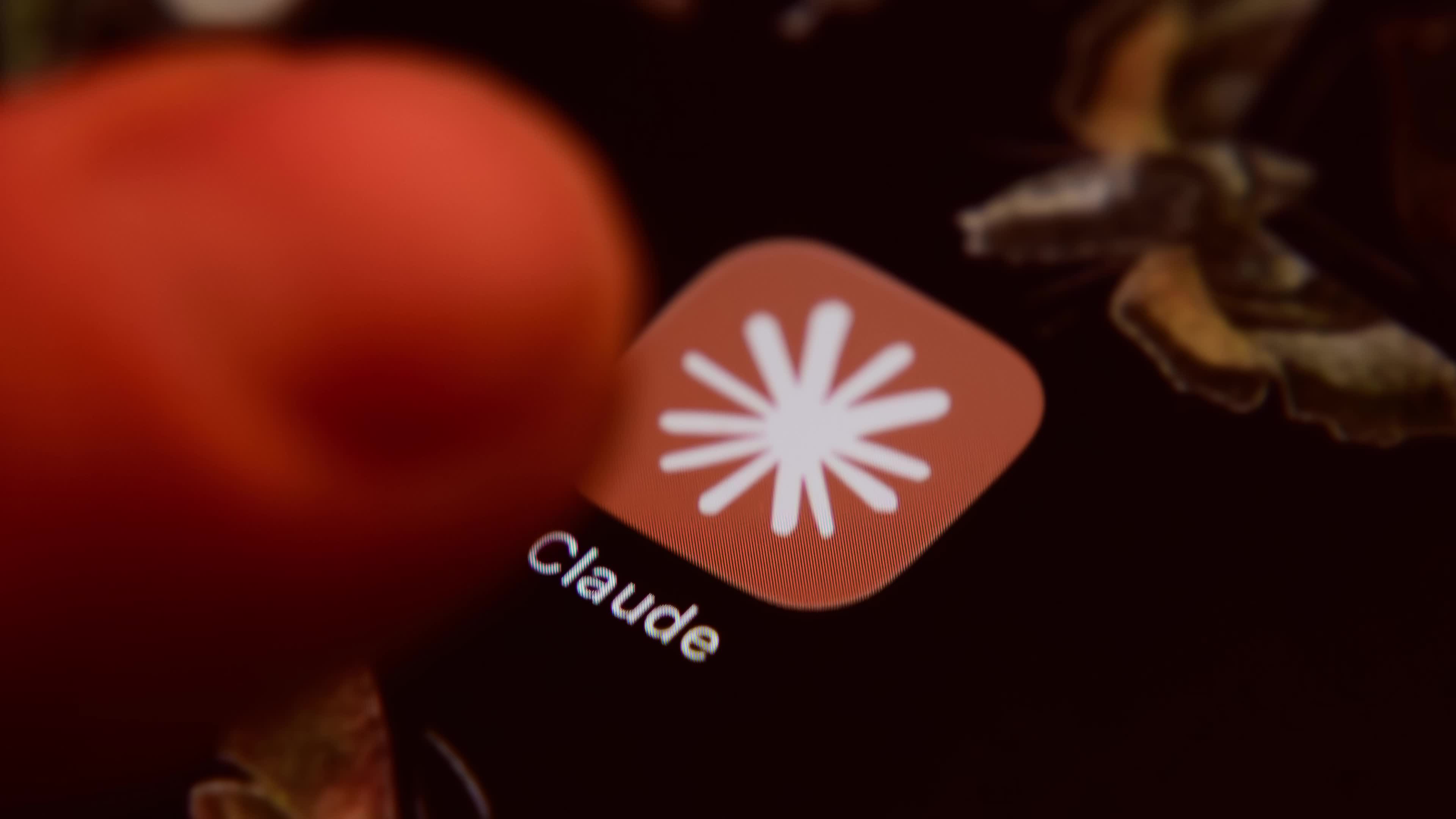Video Illustrations - Anthropic Unveils New AI Models Claude Fable 5 and Mythos 5