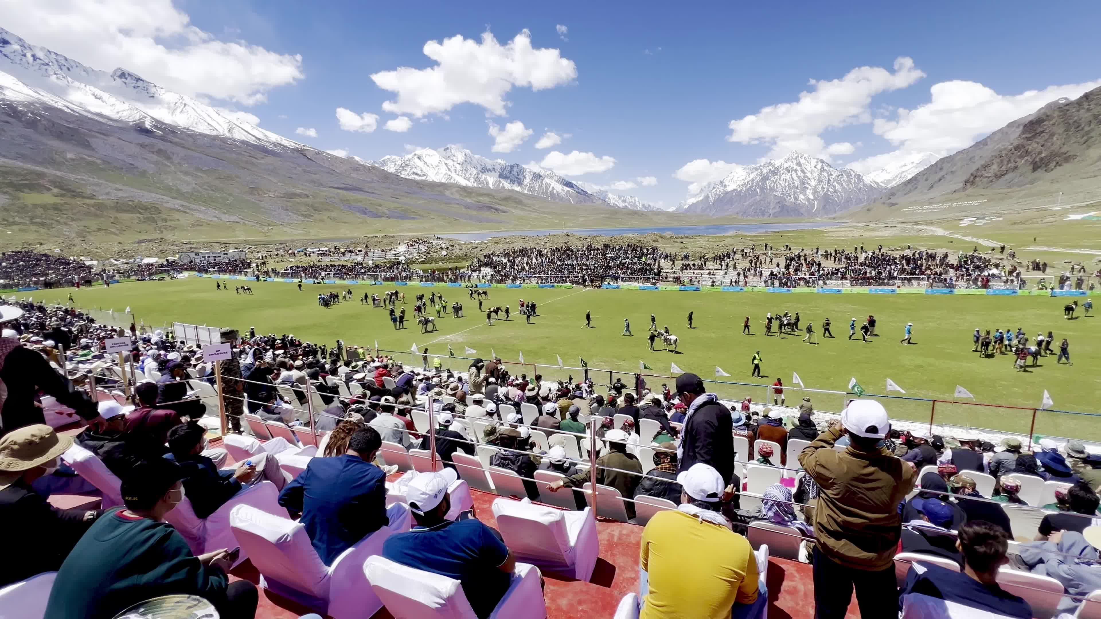 Pakistan: Chitral Laspur face Gilgit Ghizer in opening free-style polo match at Shandur festival