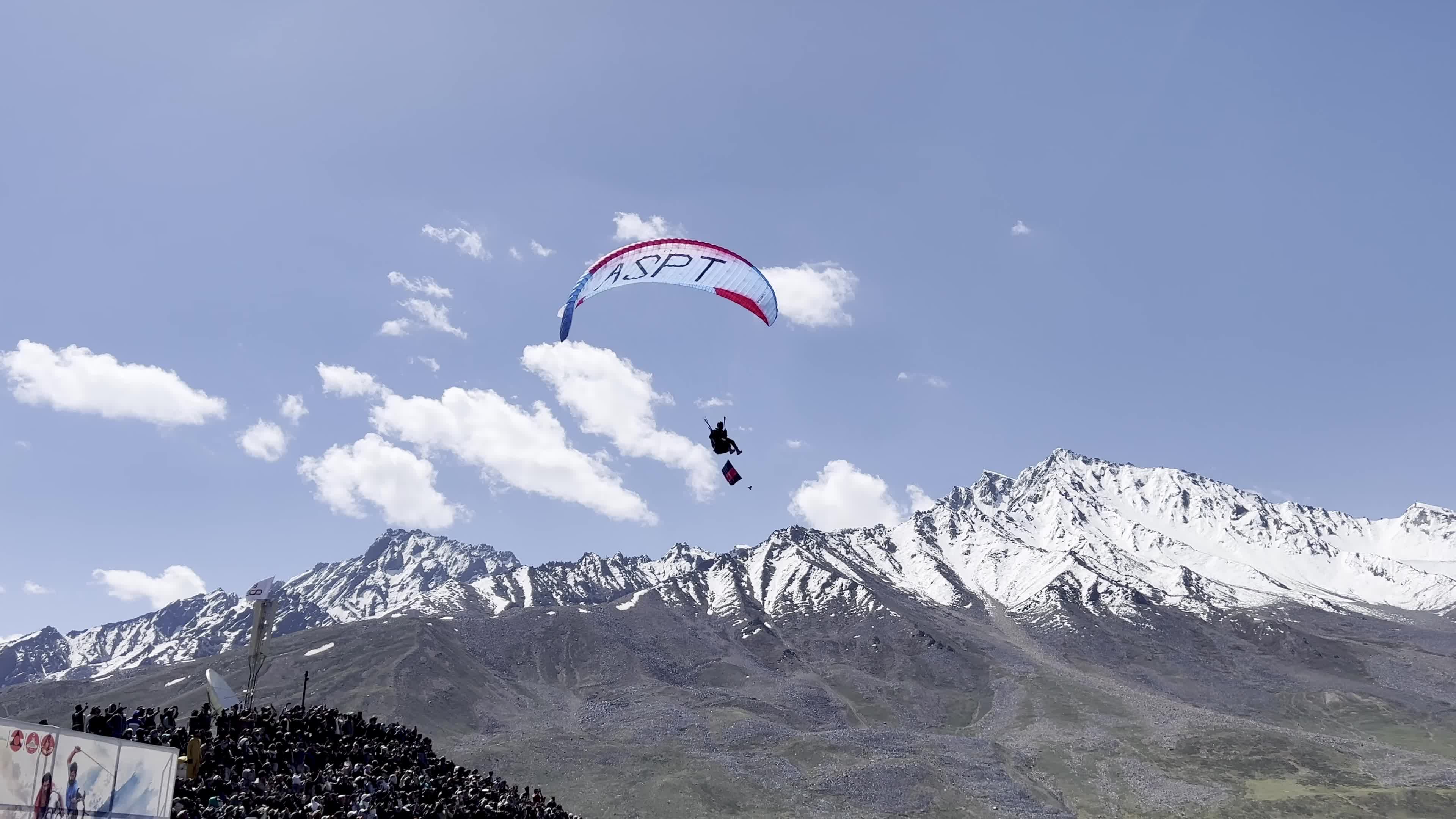 Pakistan: Chitral Laspur face Gilgit Ghizer in opening free-style polo match at Shandur festival