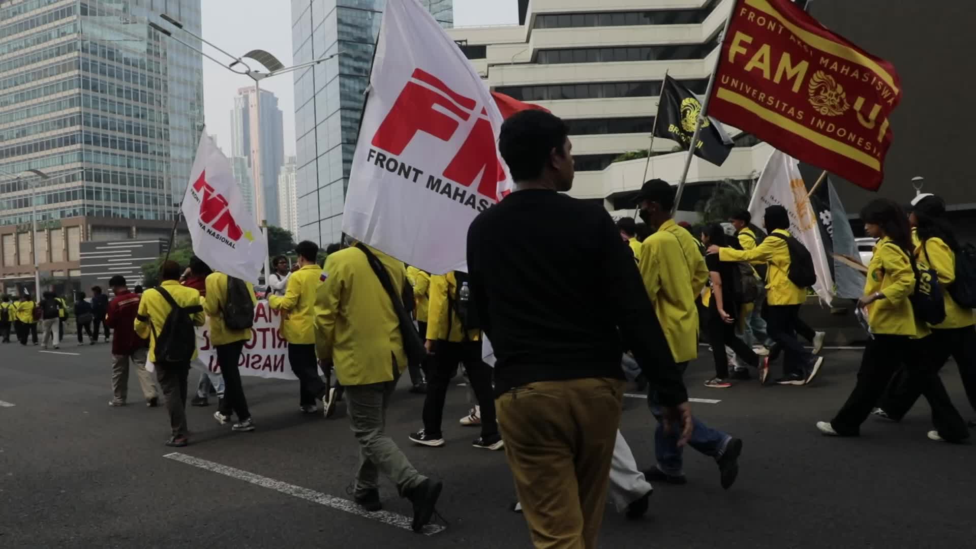 Universitas Indonesia Students Demonstration demanding Prabowo Subianto as Indonesia President to fix his policy.