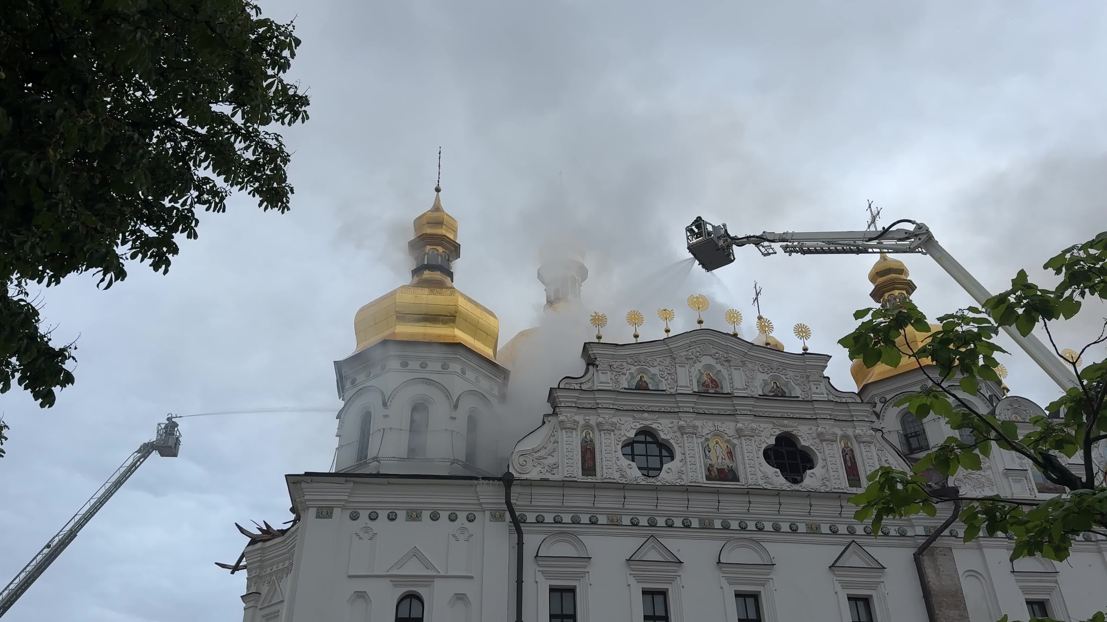 Massive combined Russian overnight attack on Kyiv, Ukraine