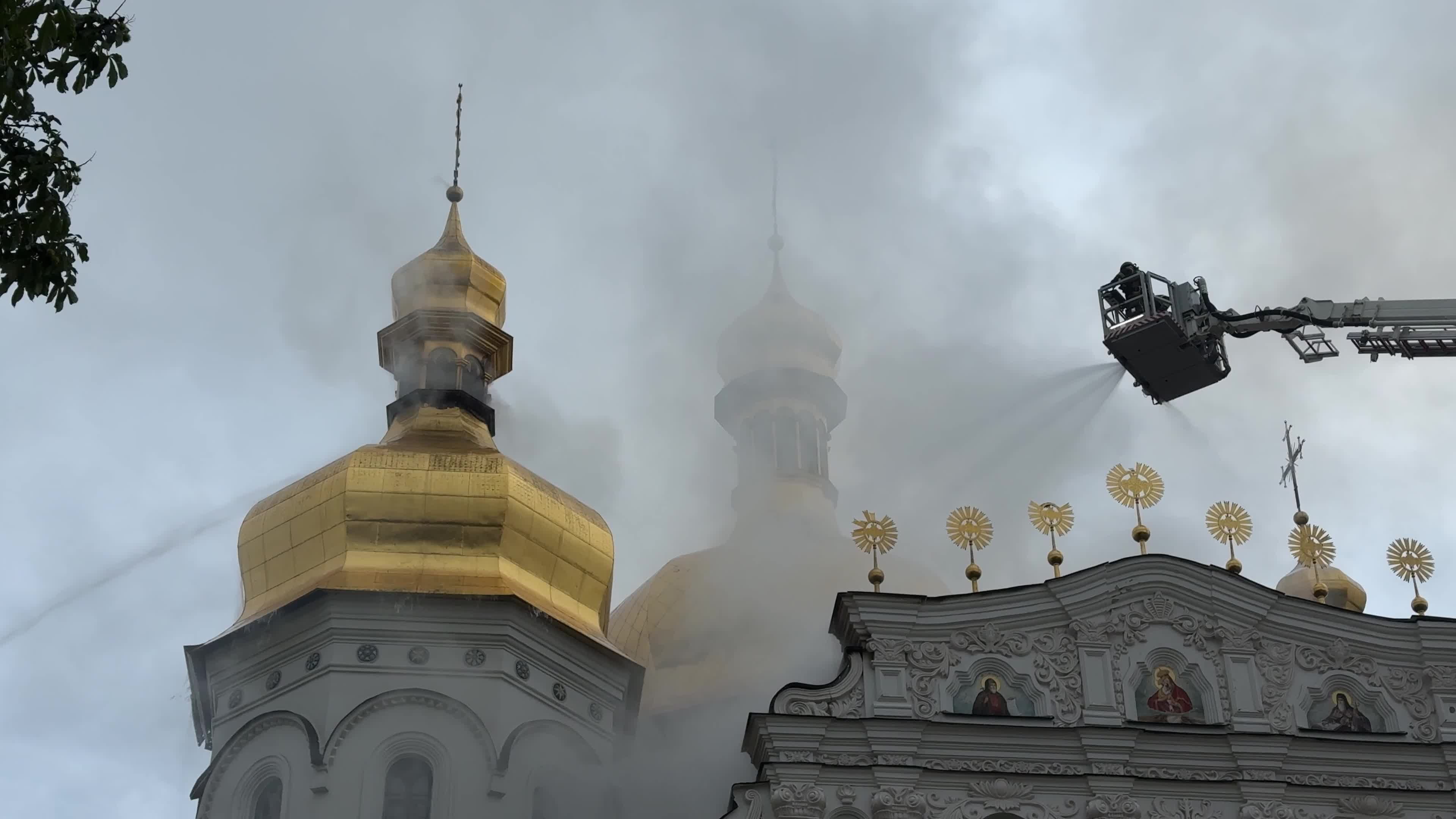 Massive combined Russian overnight attack on Kyiv, Ukraine