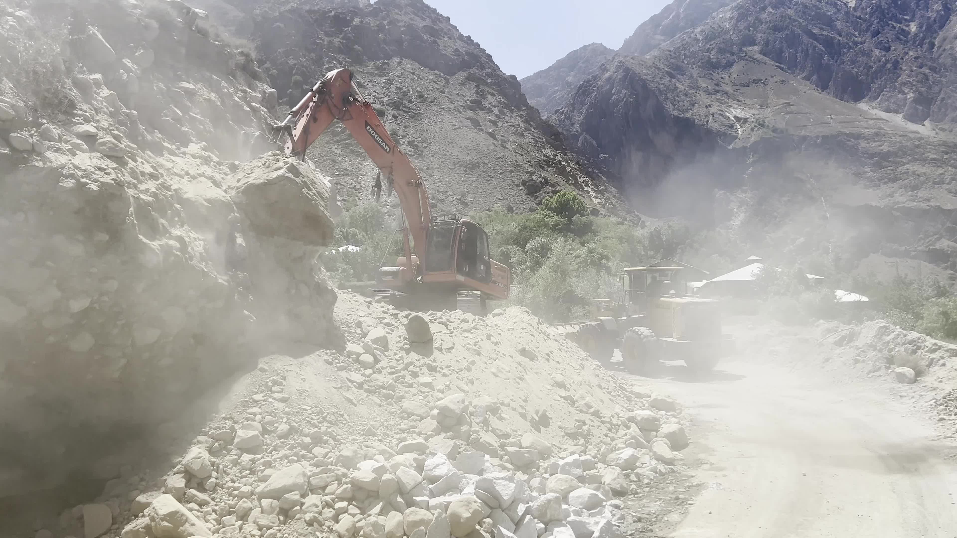 Heavy Machinery Accelerates CPEC-Linked Road Construction in Upper Chitral