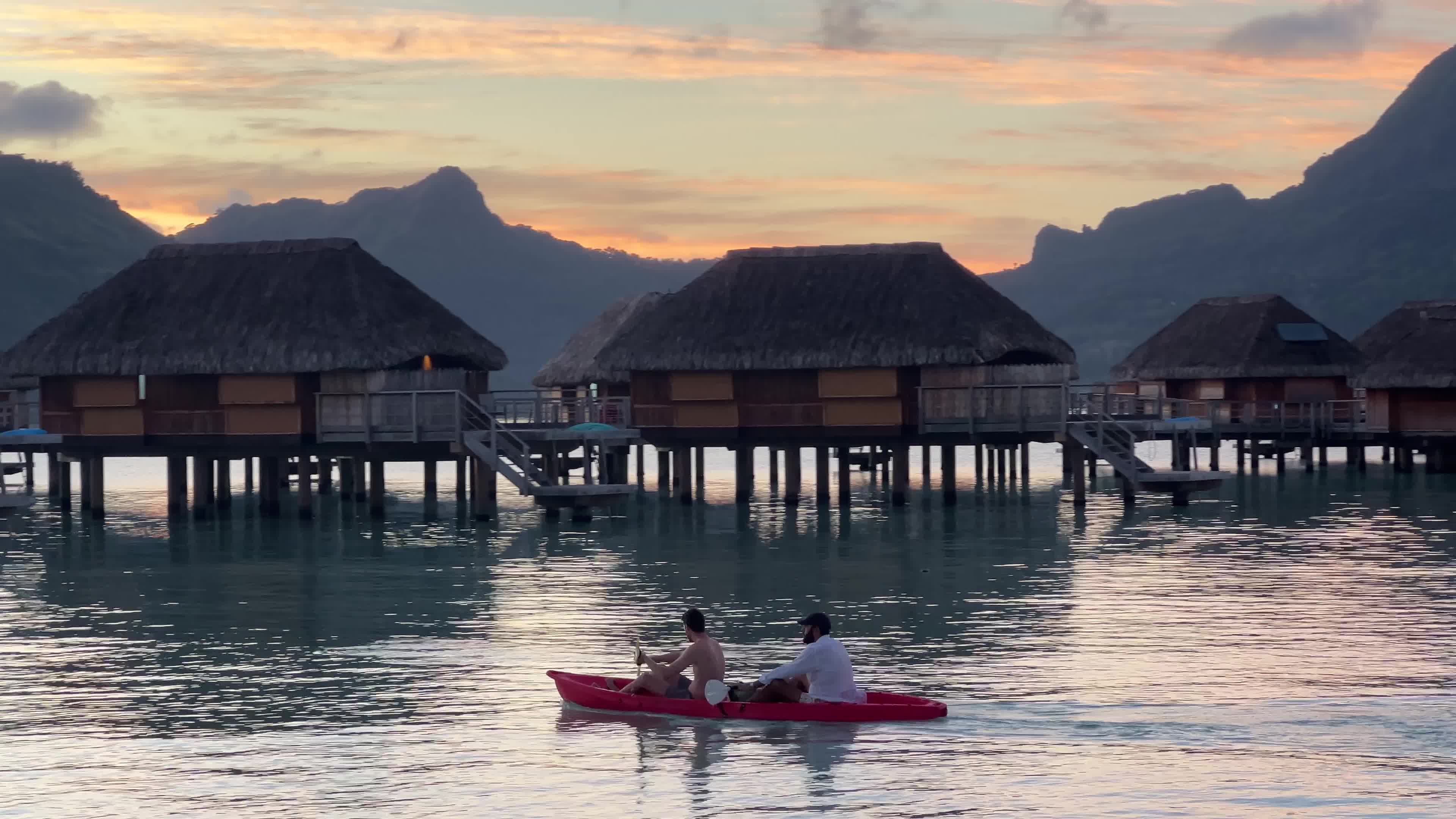 Sunrise on the small island of Motu Tevairoa