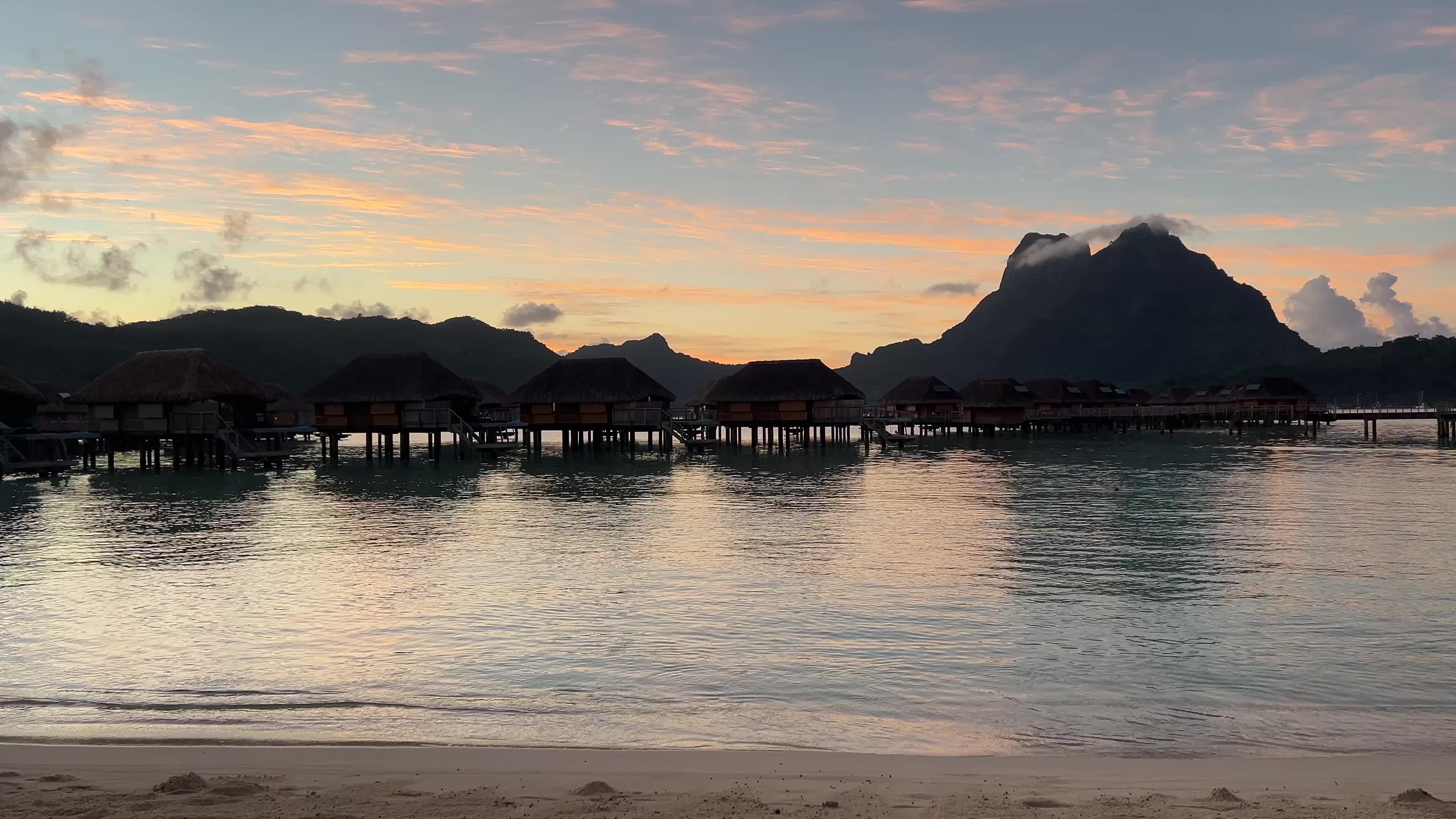 Sunrise on the small island of Motu Tevairoa