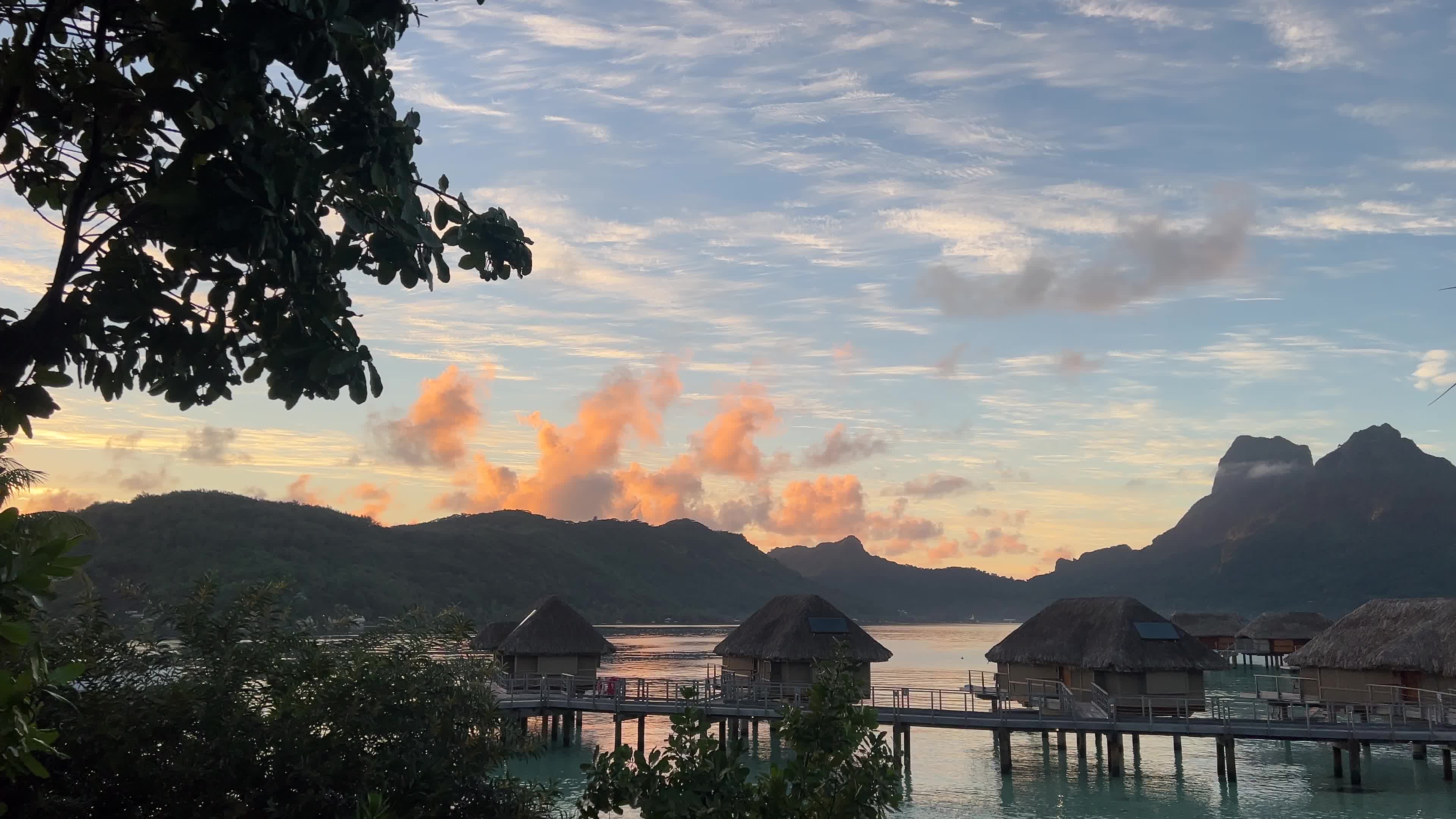 Sunrise on the small island of Motu Tevairoa