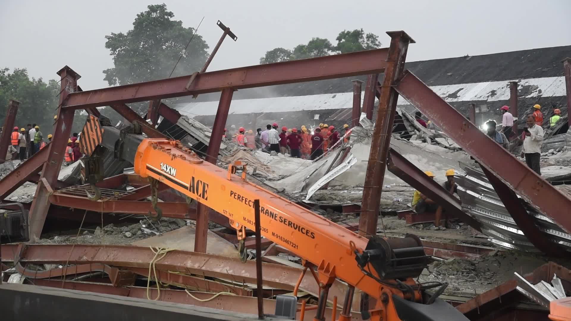 Under Construction Warehouse Collapsed In Kolkata