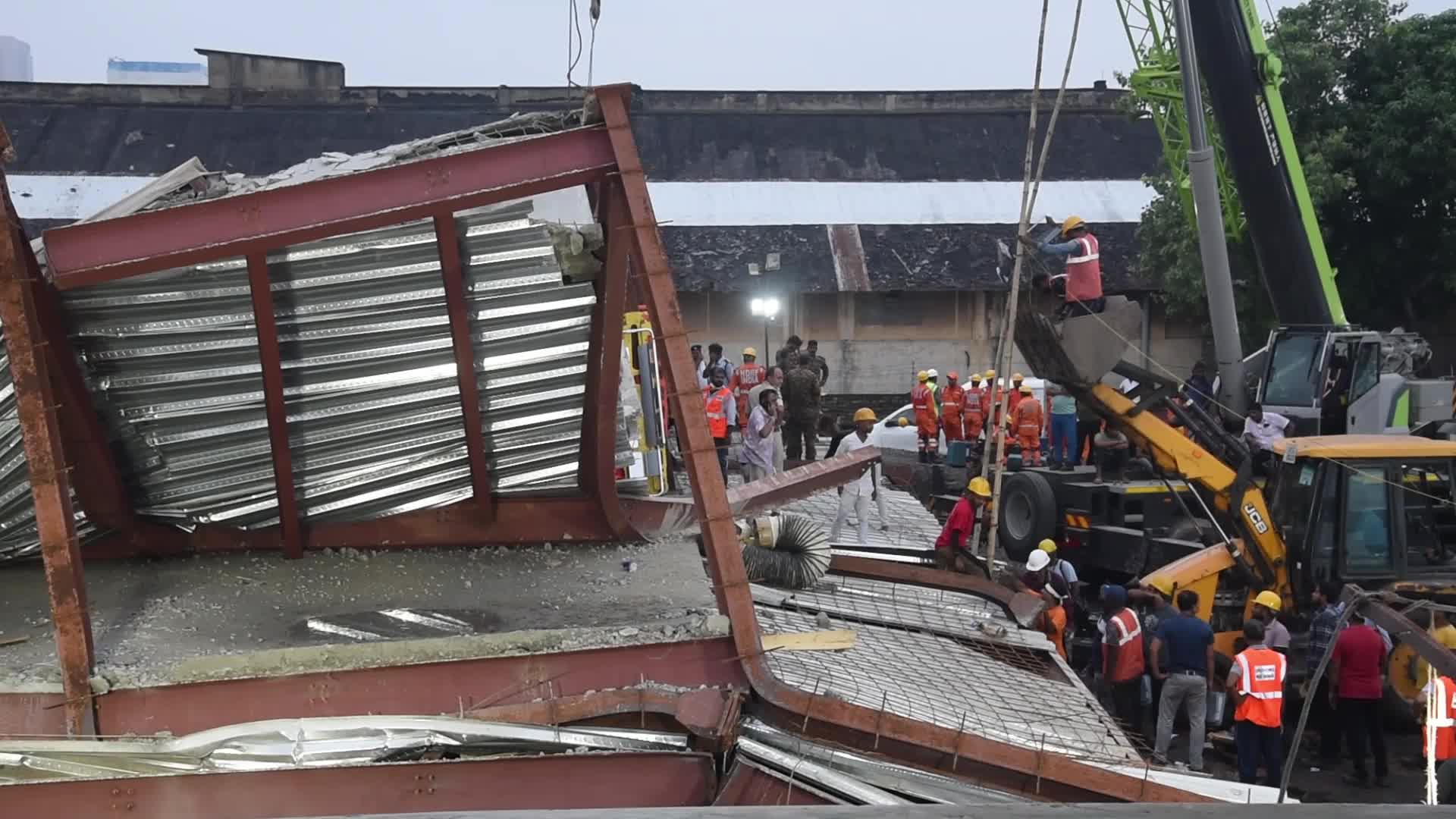 Under Construction Warehouse Collapsed In Kolkata