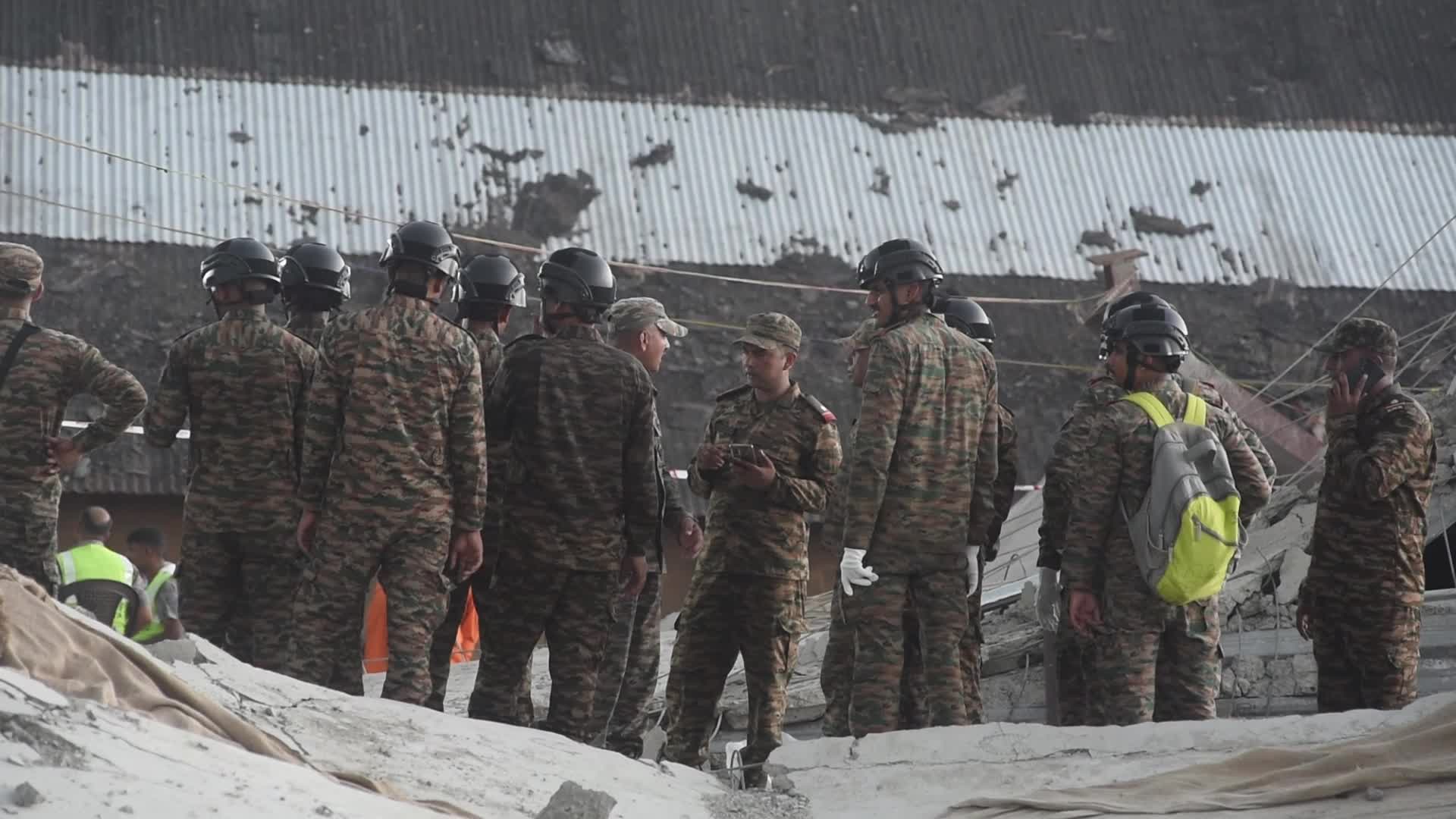 Under Construction Warehouse Collapsed In Kolkata