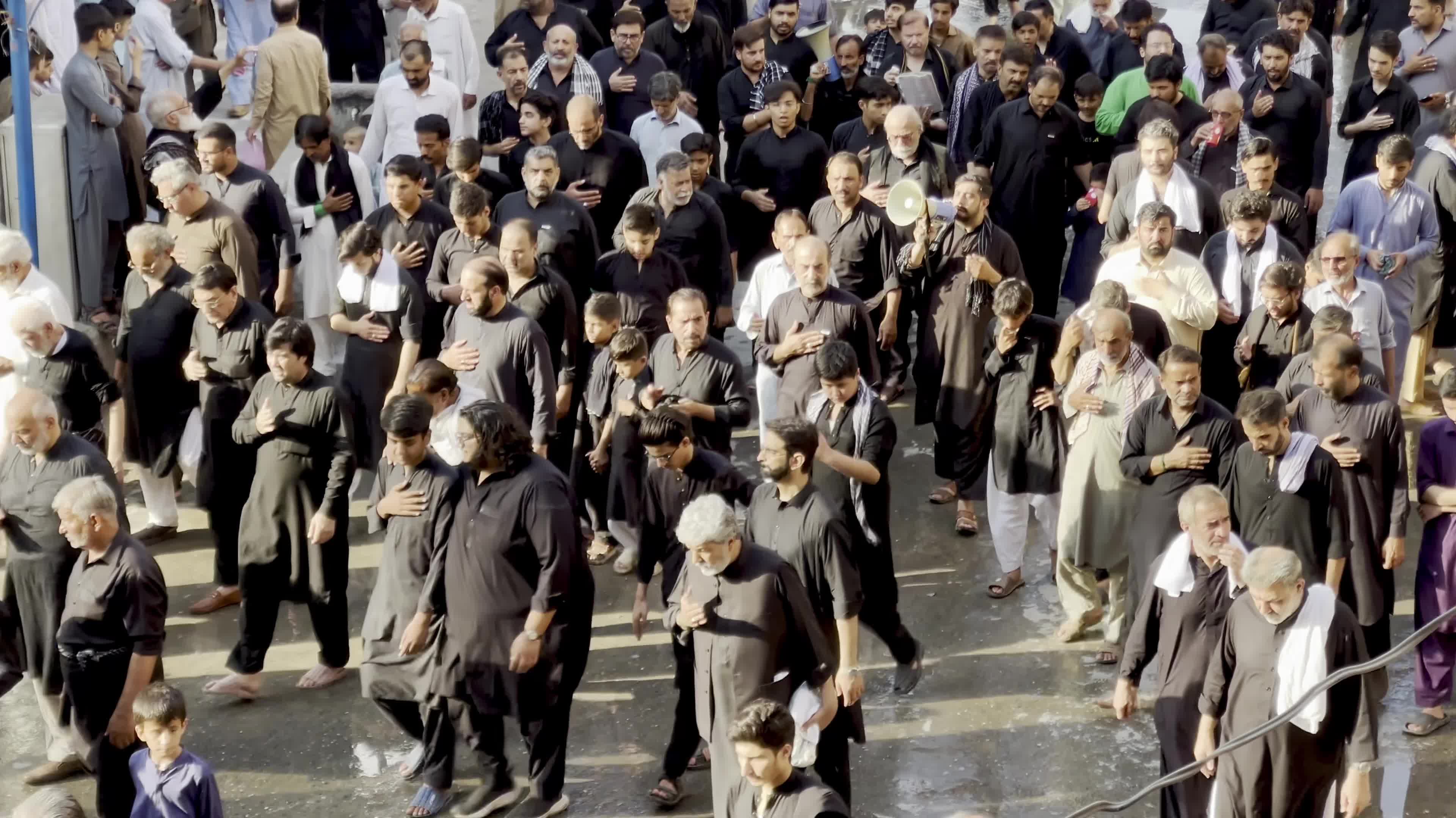 8th Muharram Procession Proceeds Along Traditional Routes Amid Tight Security Arrangements