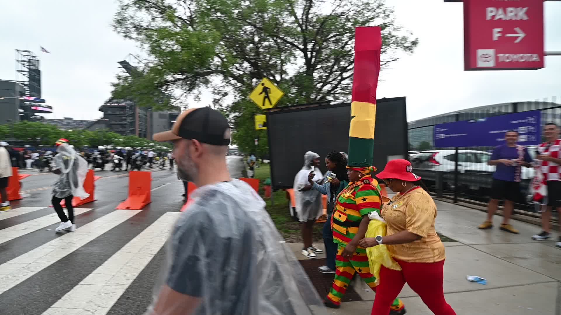Football Supporter Arrive at Philadelphia Stadium