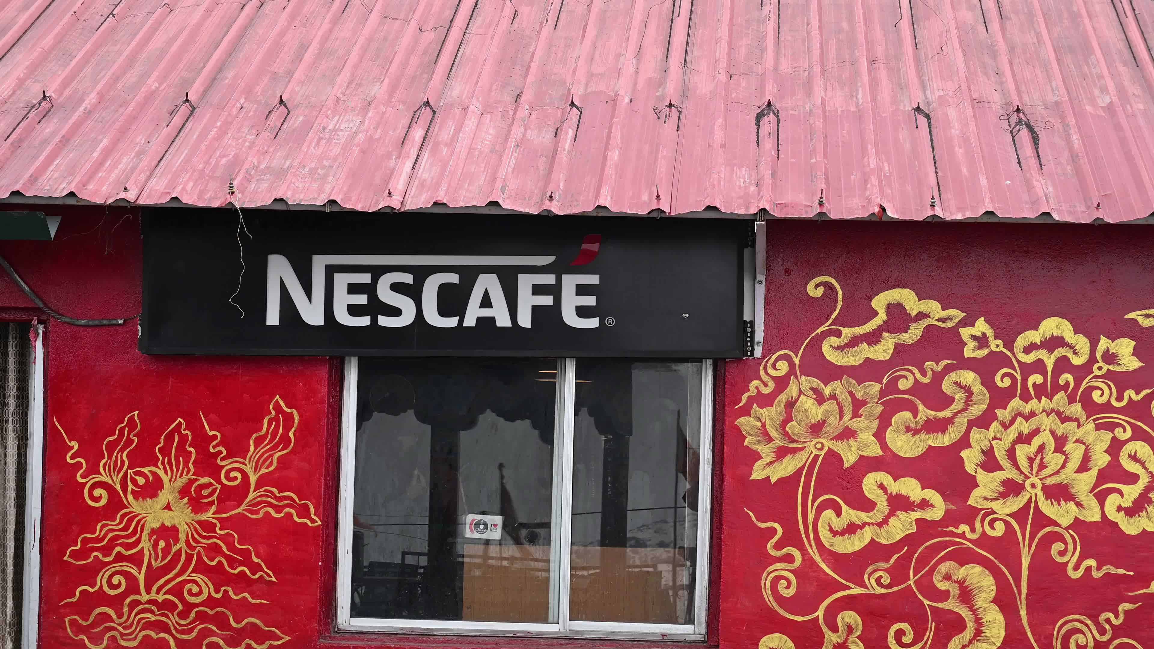 Cafe Run By Indian Army - High-altitude Himalaya
