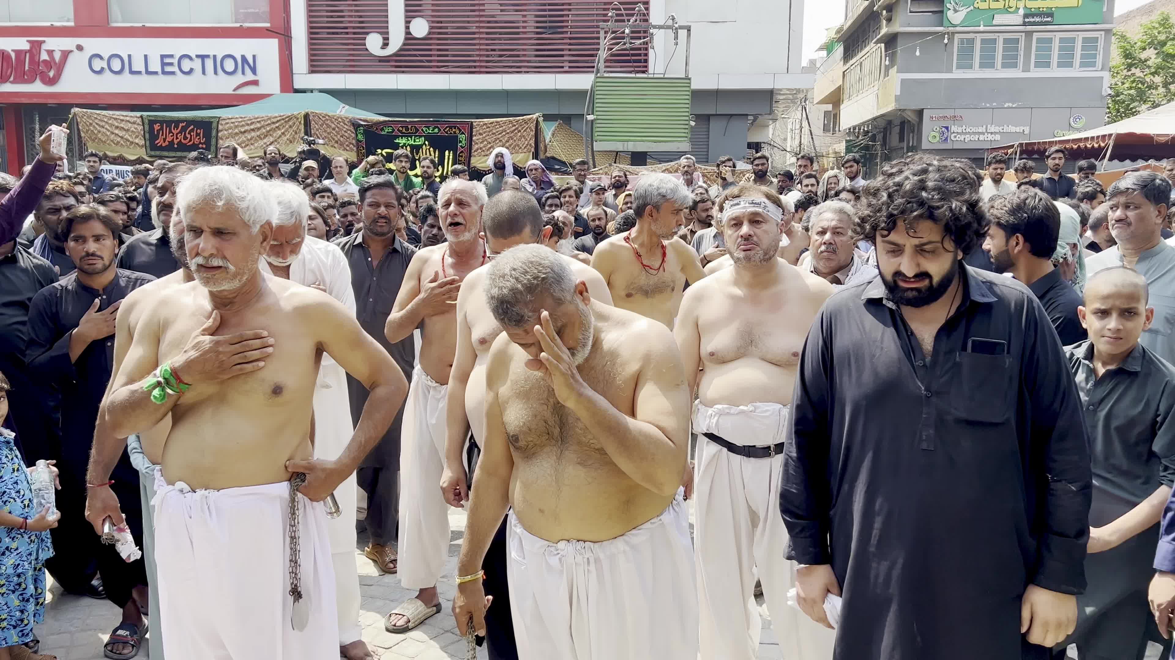 Pakistan's cities prepare for Ashura amid tightened security