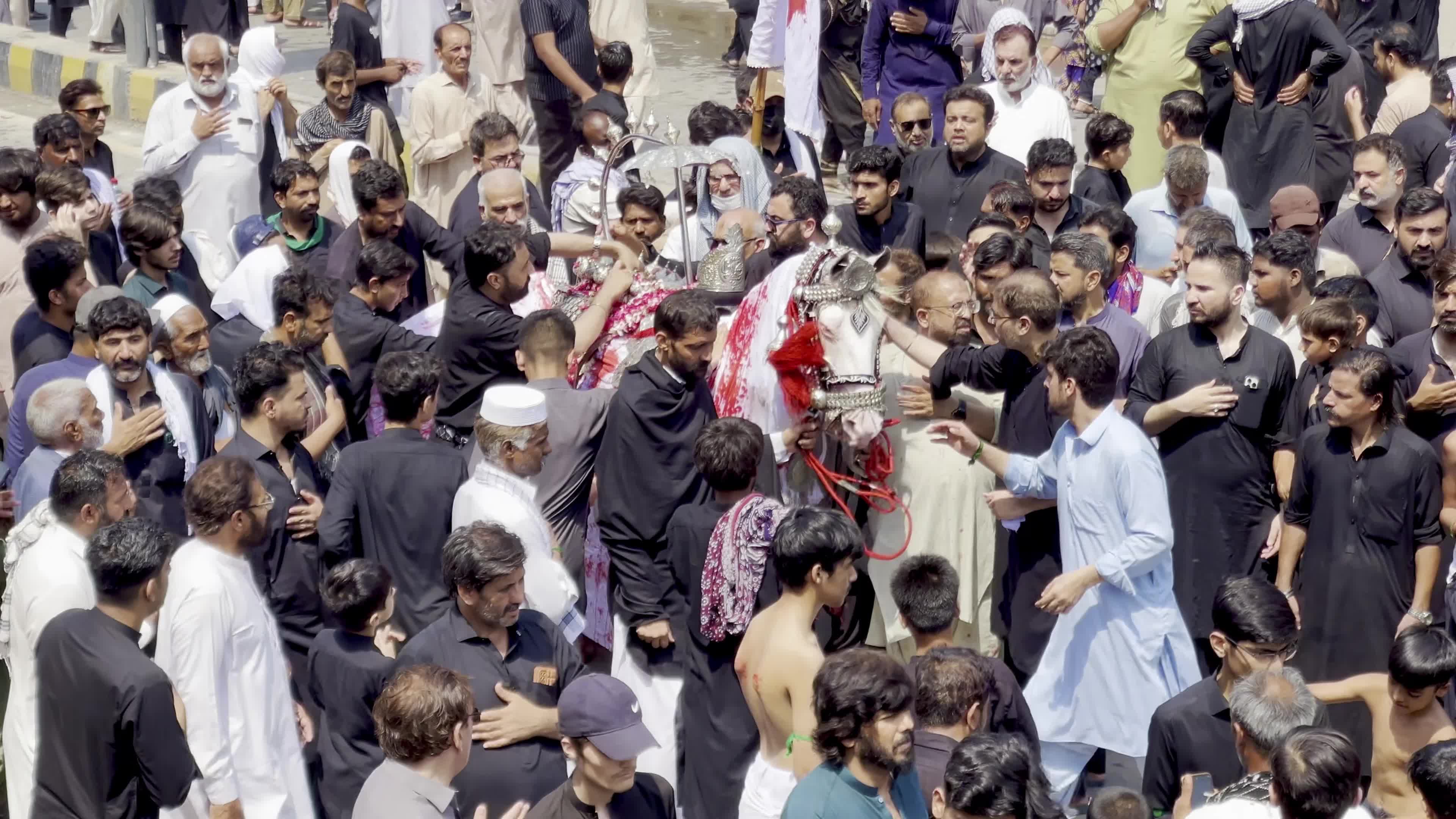 Pakistan's cities prepare for Ashura amid tightened security