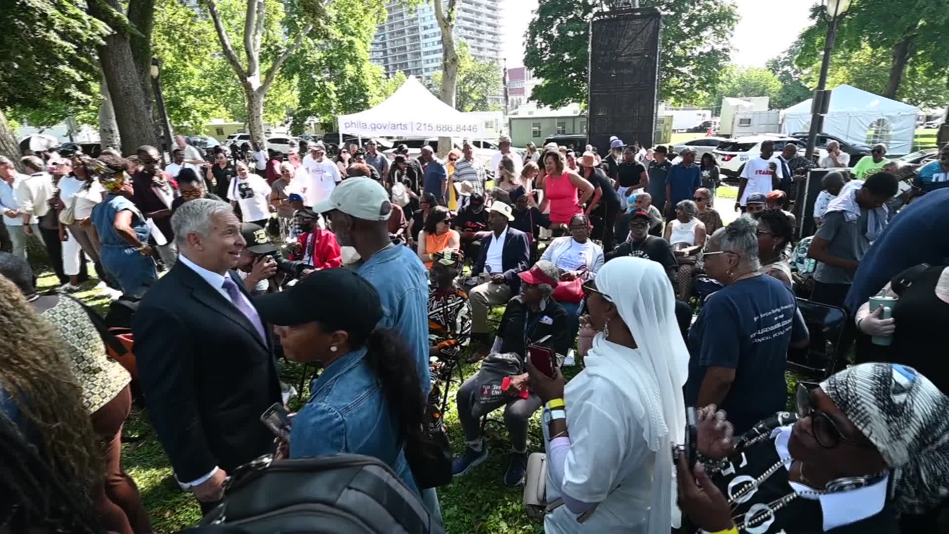 ‘Smokin’ Joe Frazier Statue unveiled at permanent location in Philadelphia, PA - 06/29/2026