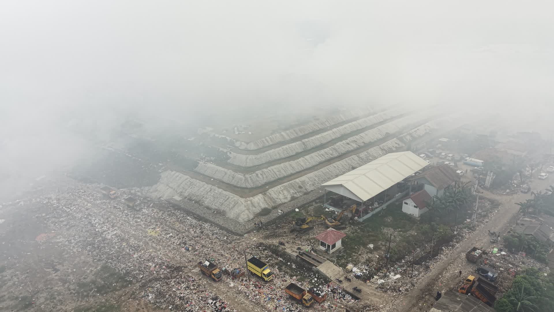 fire of big landfill in Indonesia