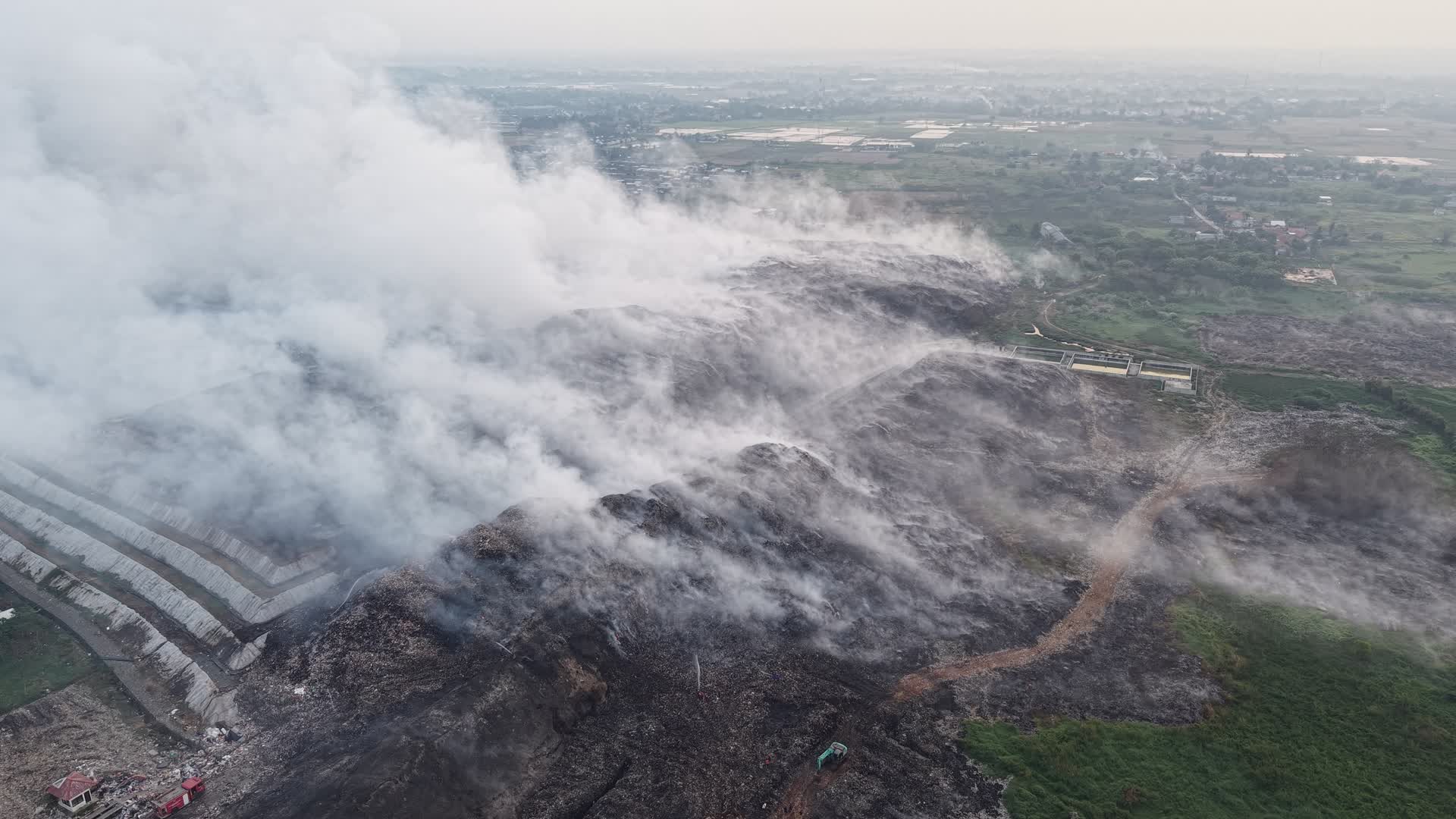 fire of big landfill in Indonesia