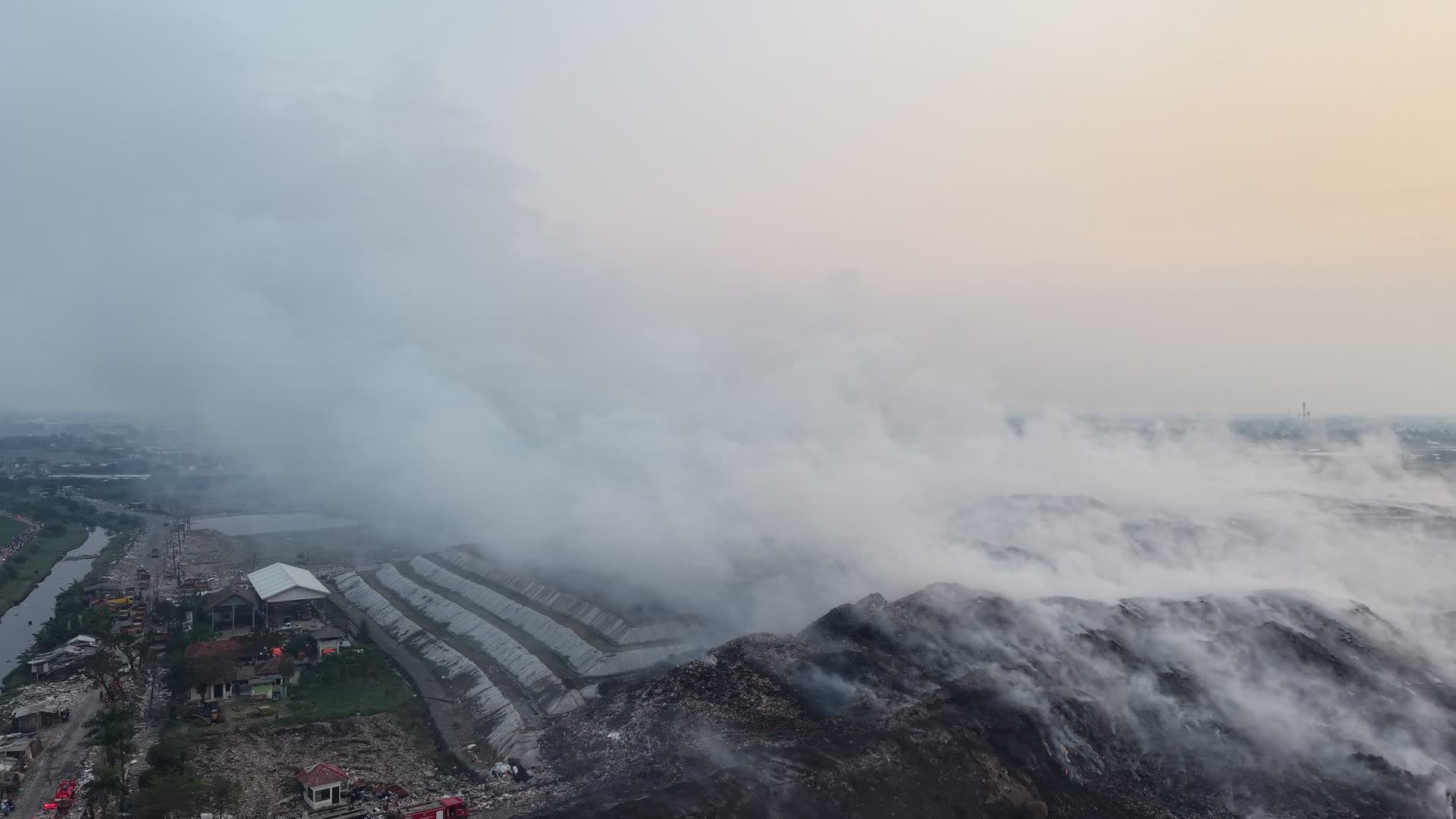 fire of big landfill in Indonesia