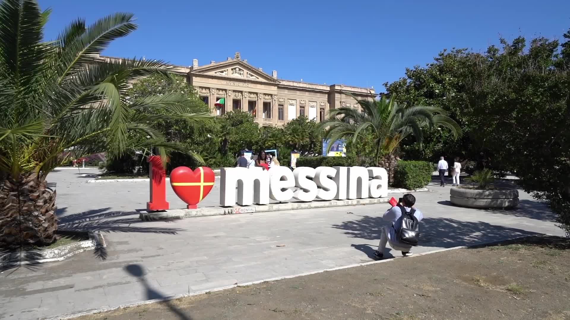Tourists in Messina
