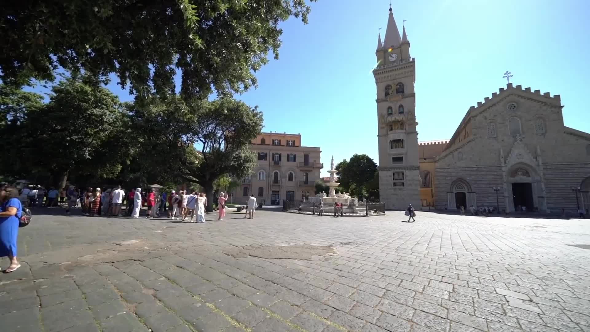 Tourists in Messina