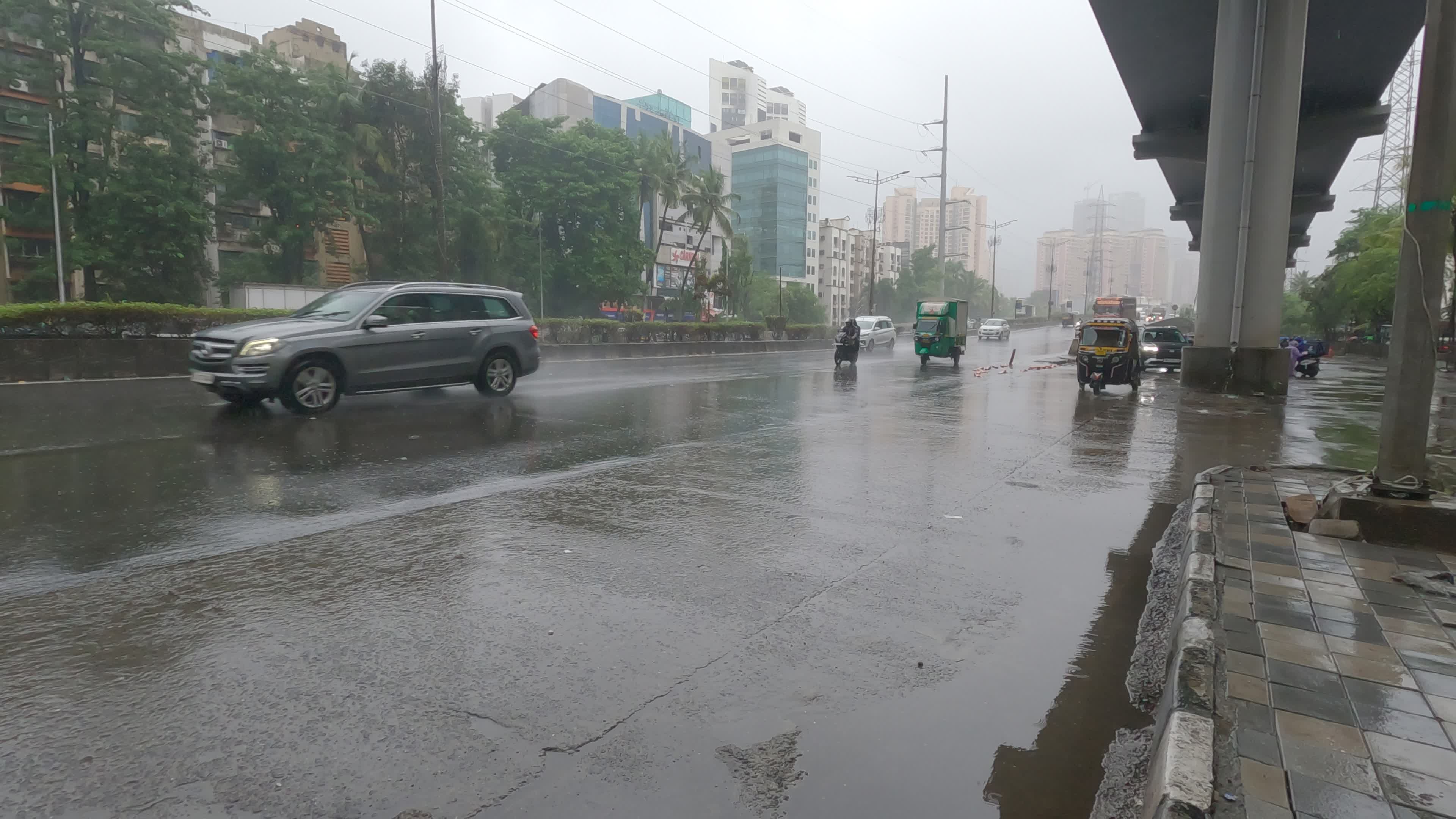 Monsoon Rains Drench Mumbai Streets