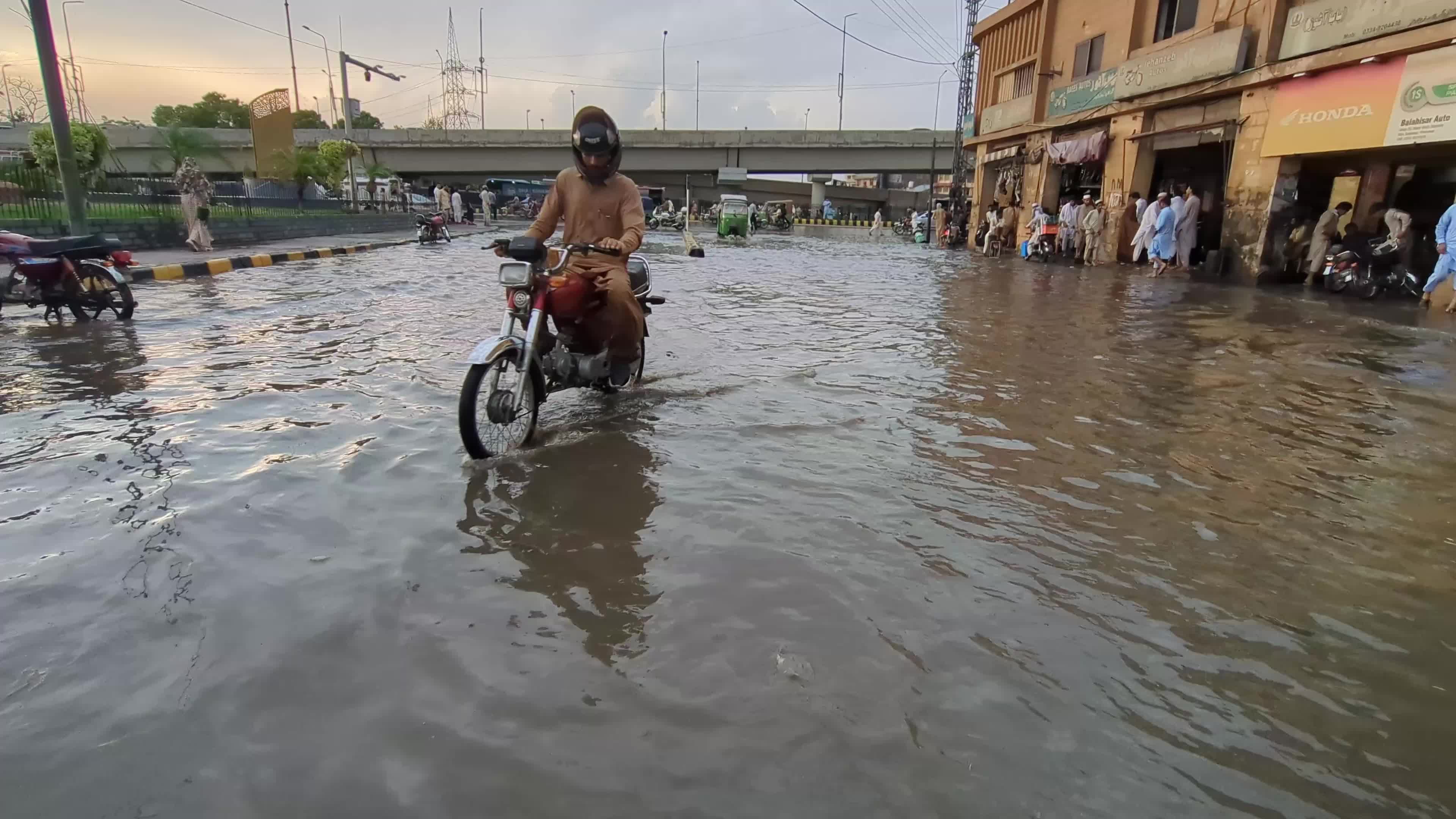 Heavy Rain and Storm Leave Peshawar Streets Waterlogged, Residents Face Major Disruption