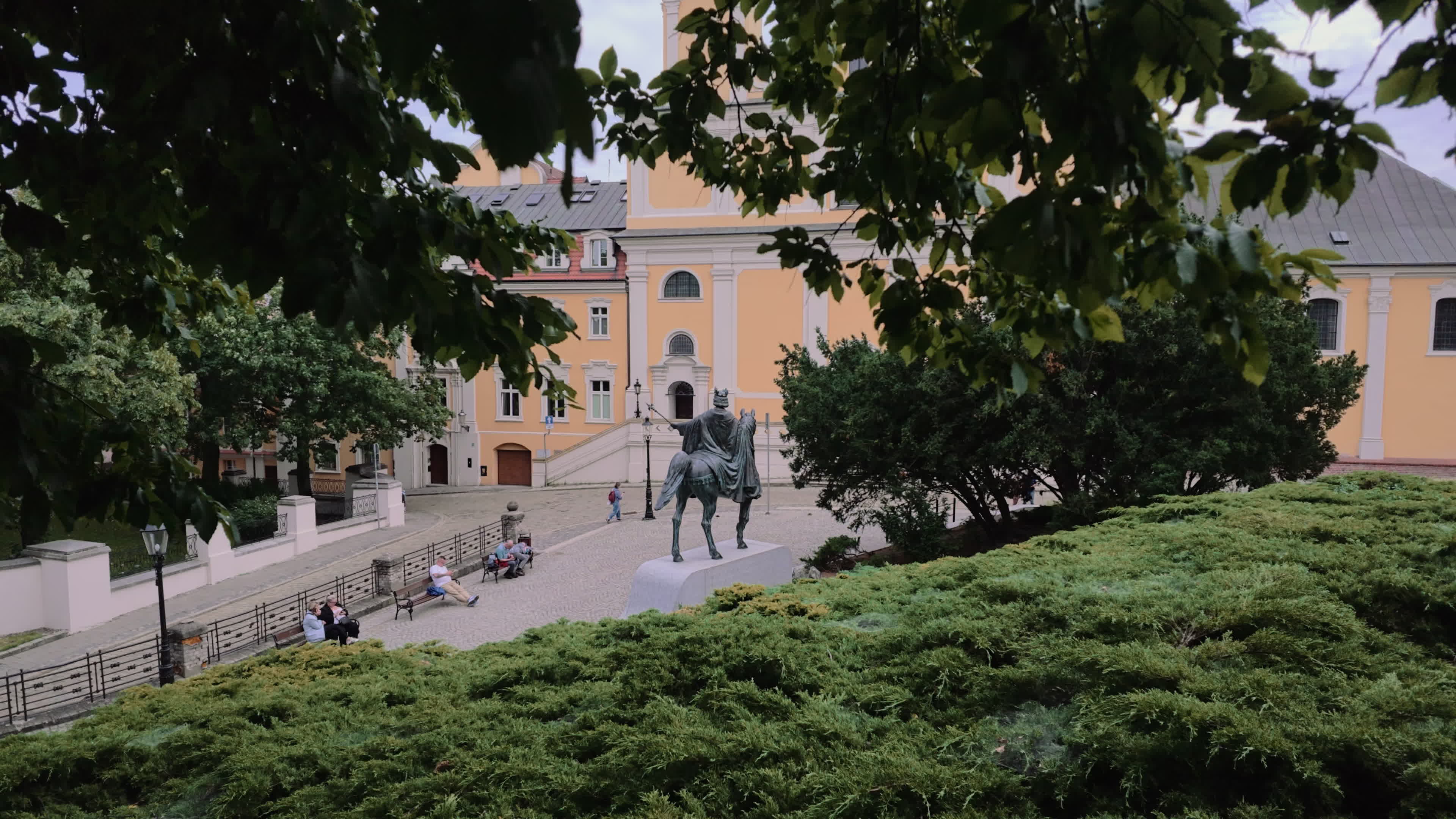 Walk through Poznan Old Town
