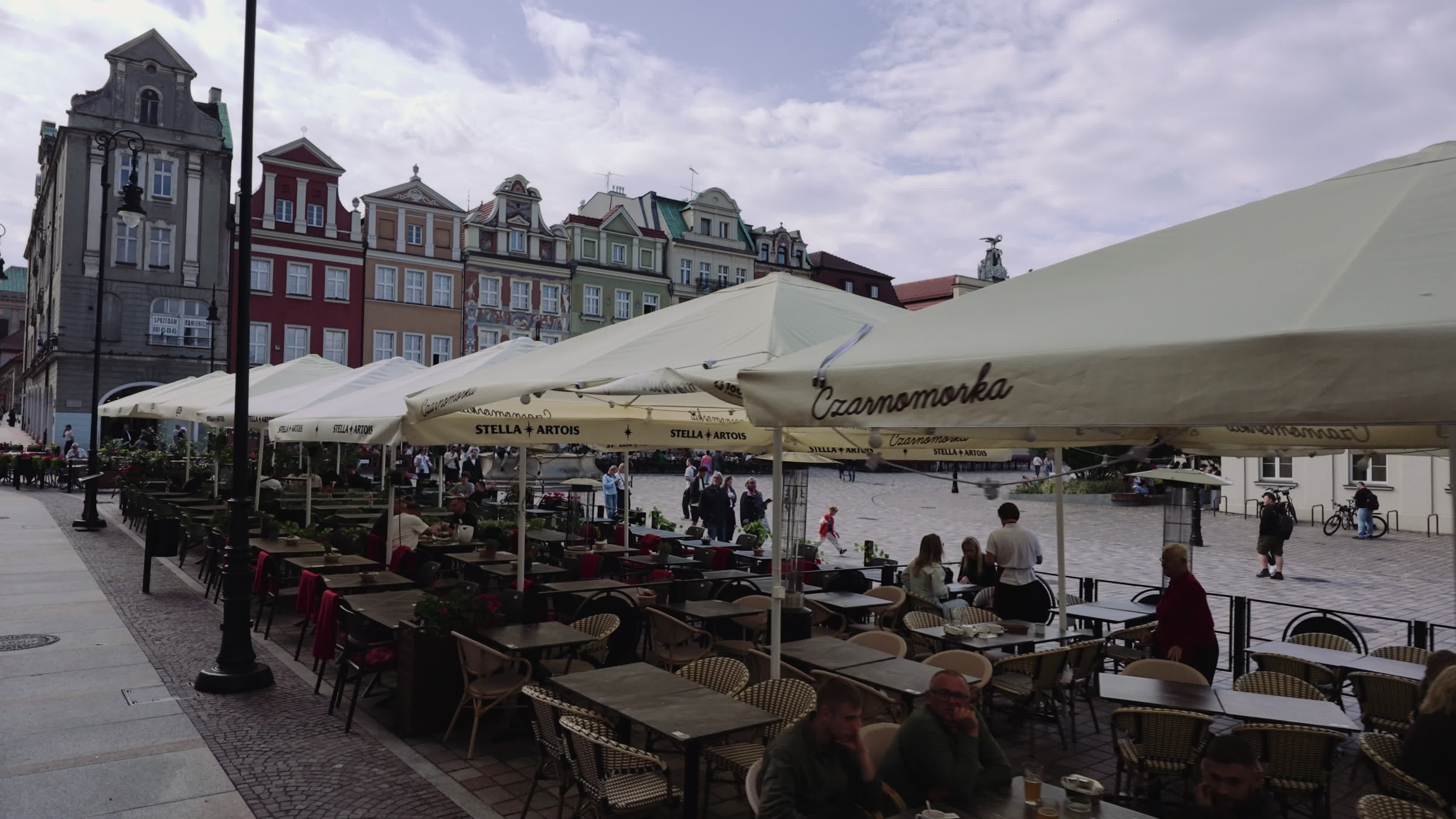 Walk through Poznan Old Town