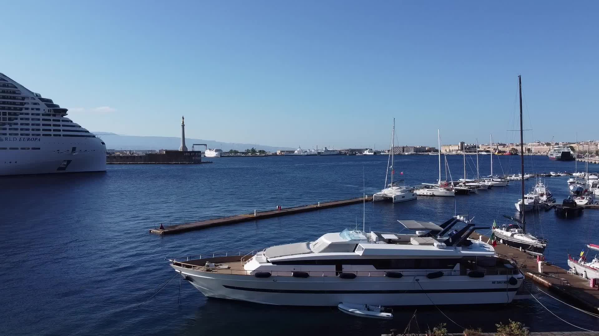 Tourists in Messina