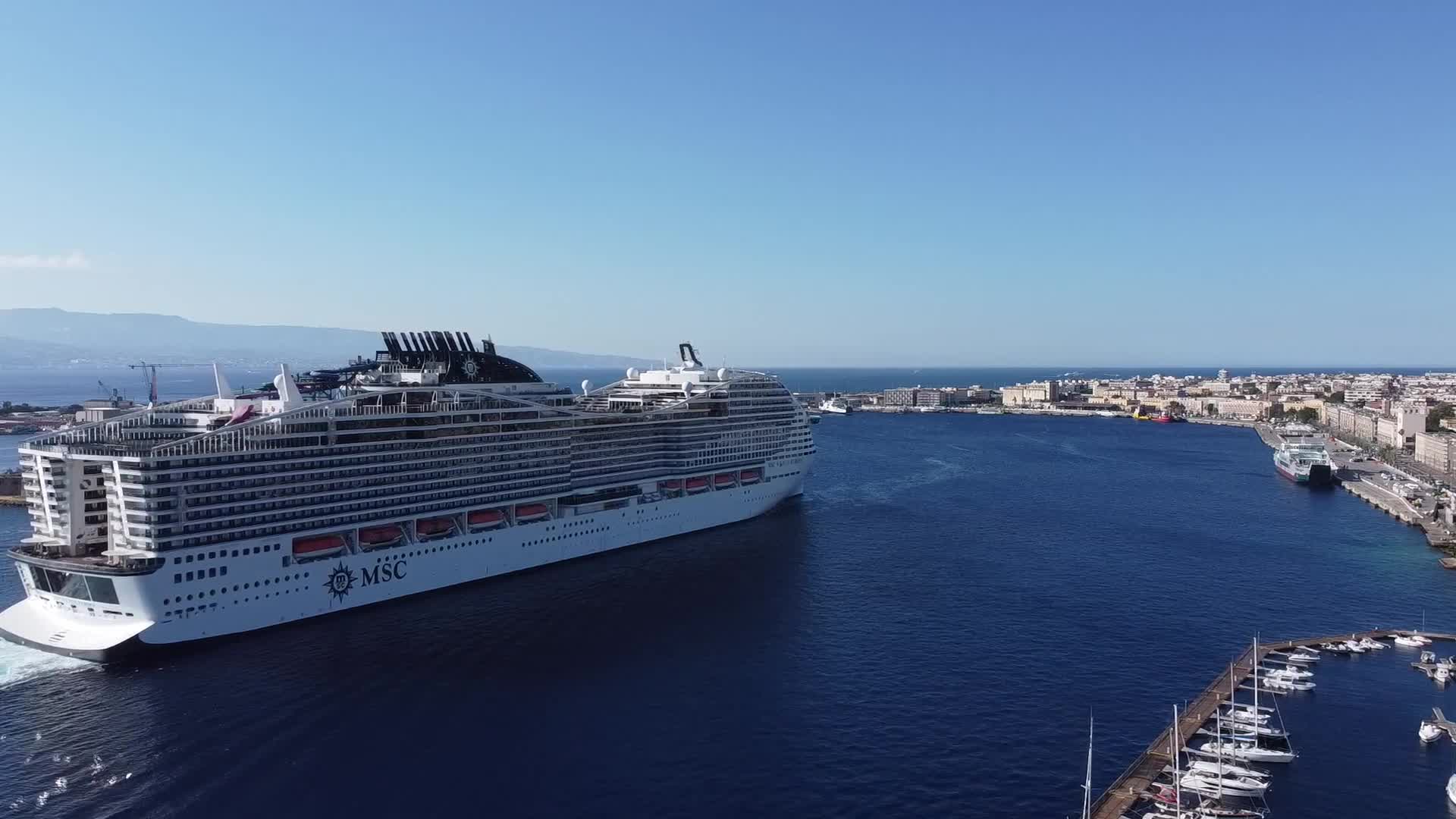 Tourists in Messina
