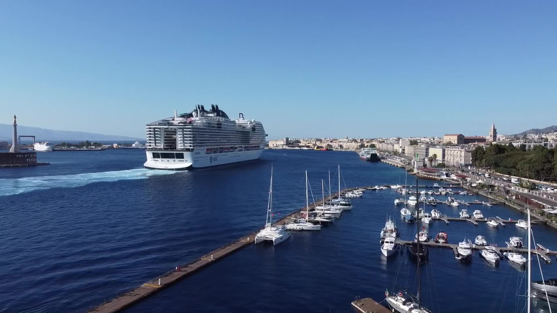 Tourists in Messina