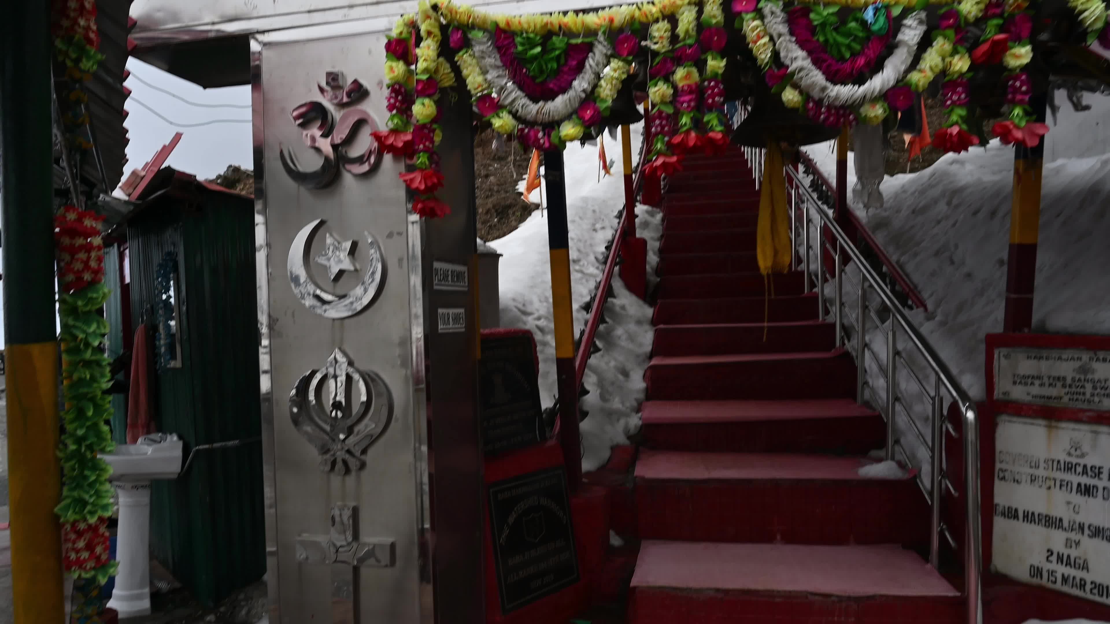 Indian soldier bunker - Old Baba Harbhajan Singh Temple - The Himalaya - Temple in Sikkim - Indian Army