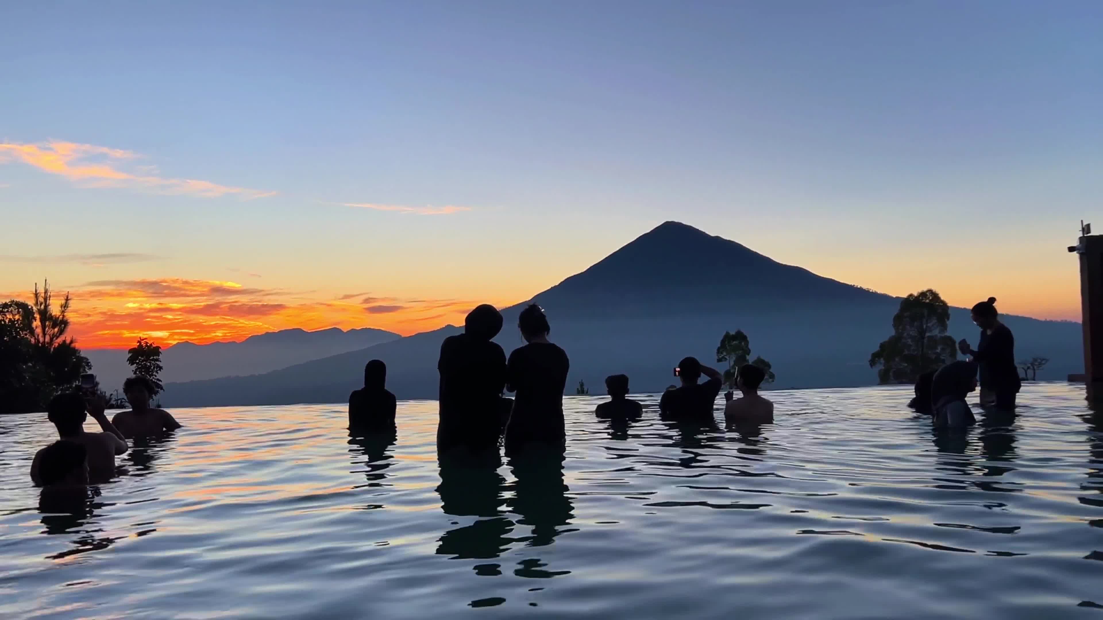 Tepas Papandayan Stunning Hot Springs at Mount Papandayan