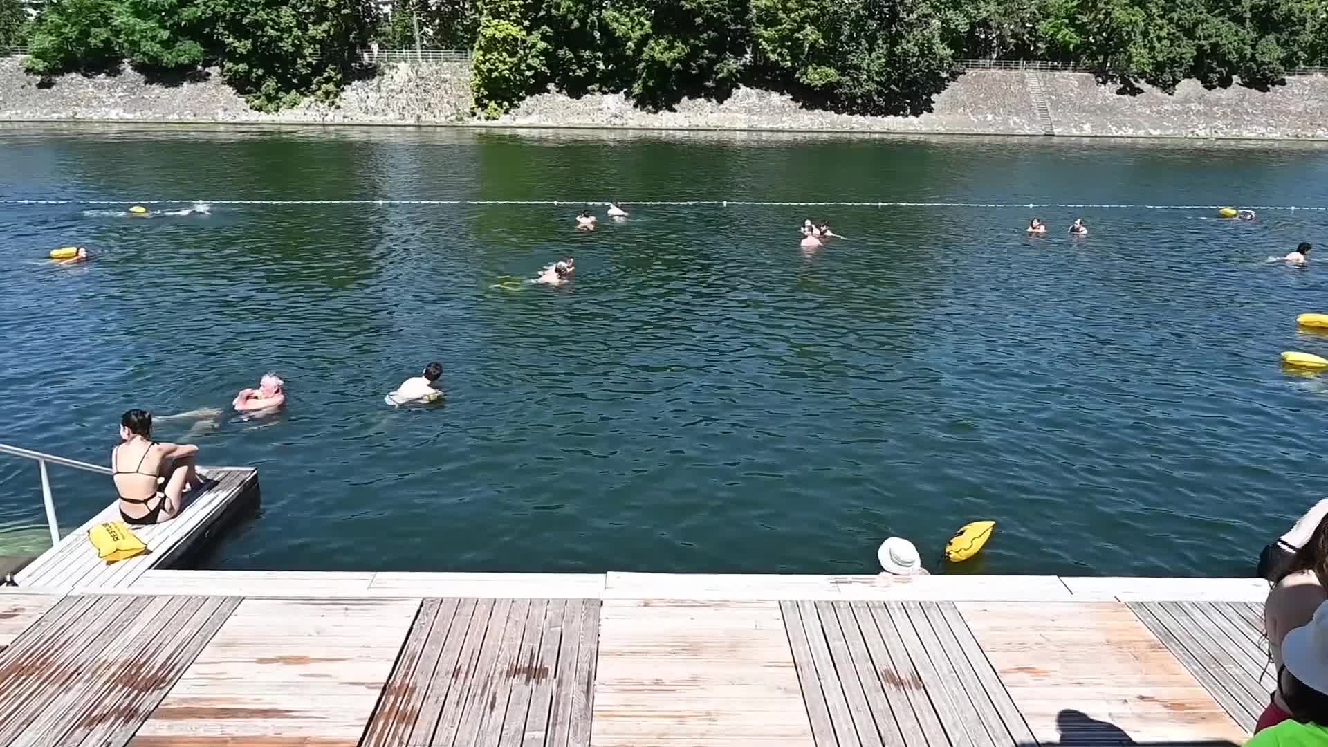 Opening day of the Seine river swimming area (Baignade Grenelle) in Paris - 07/04/2026