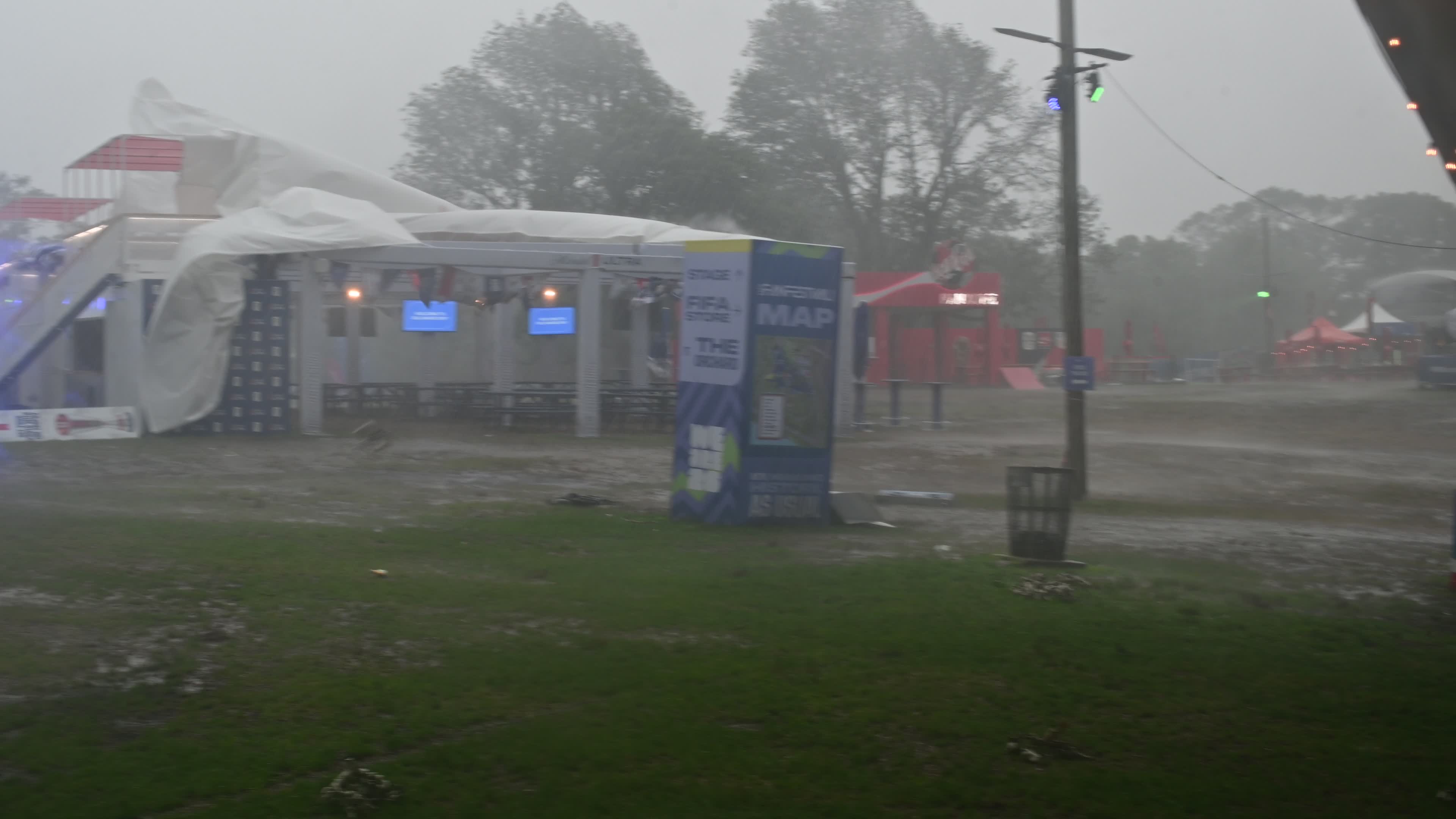 Severe Weather temporary halts FIFA FanFestival in Philadelphia