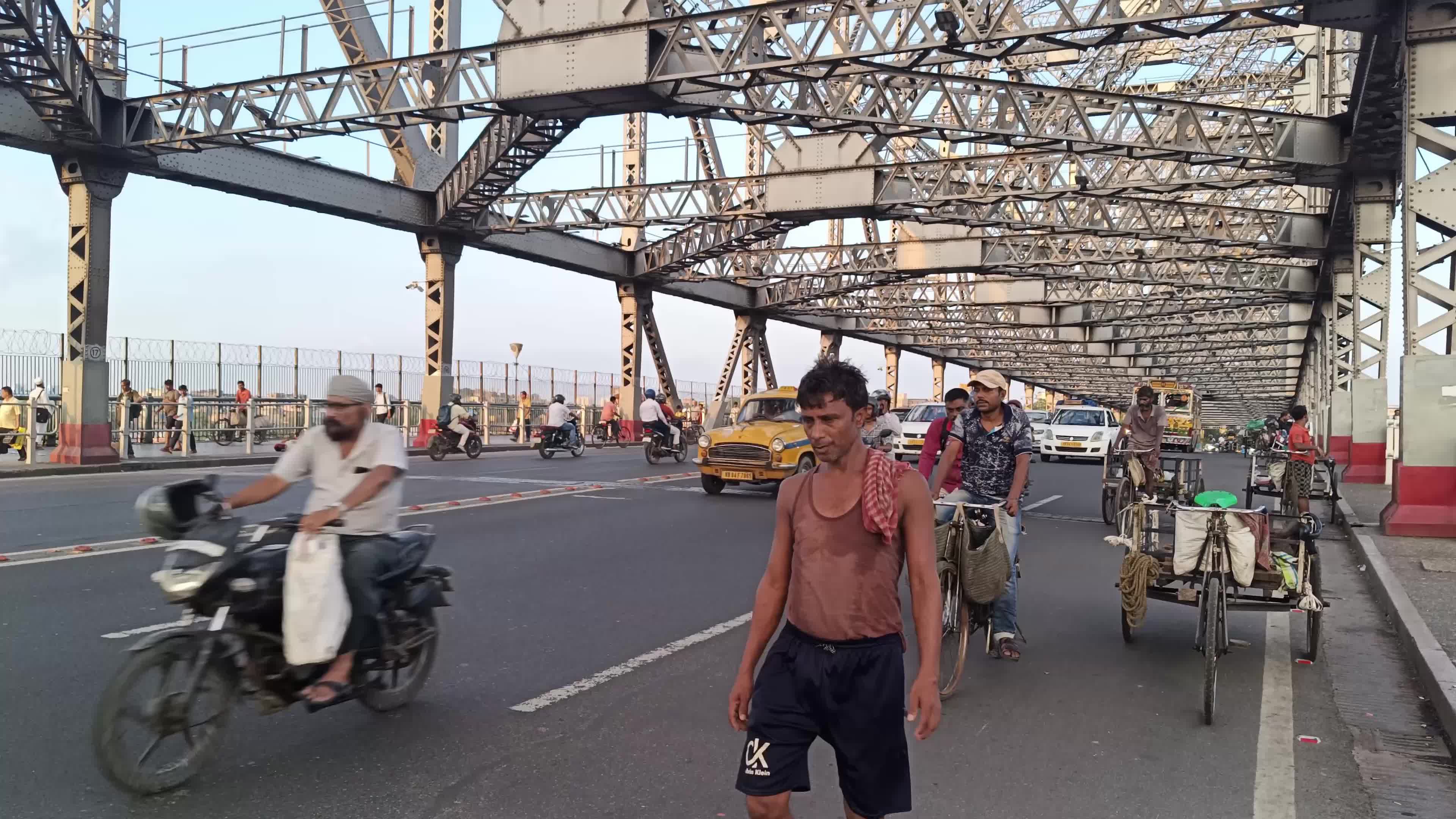 Kolkata Iconic Howrah Bridge