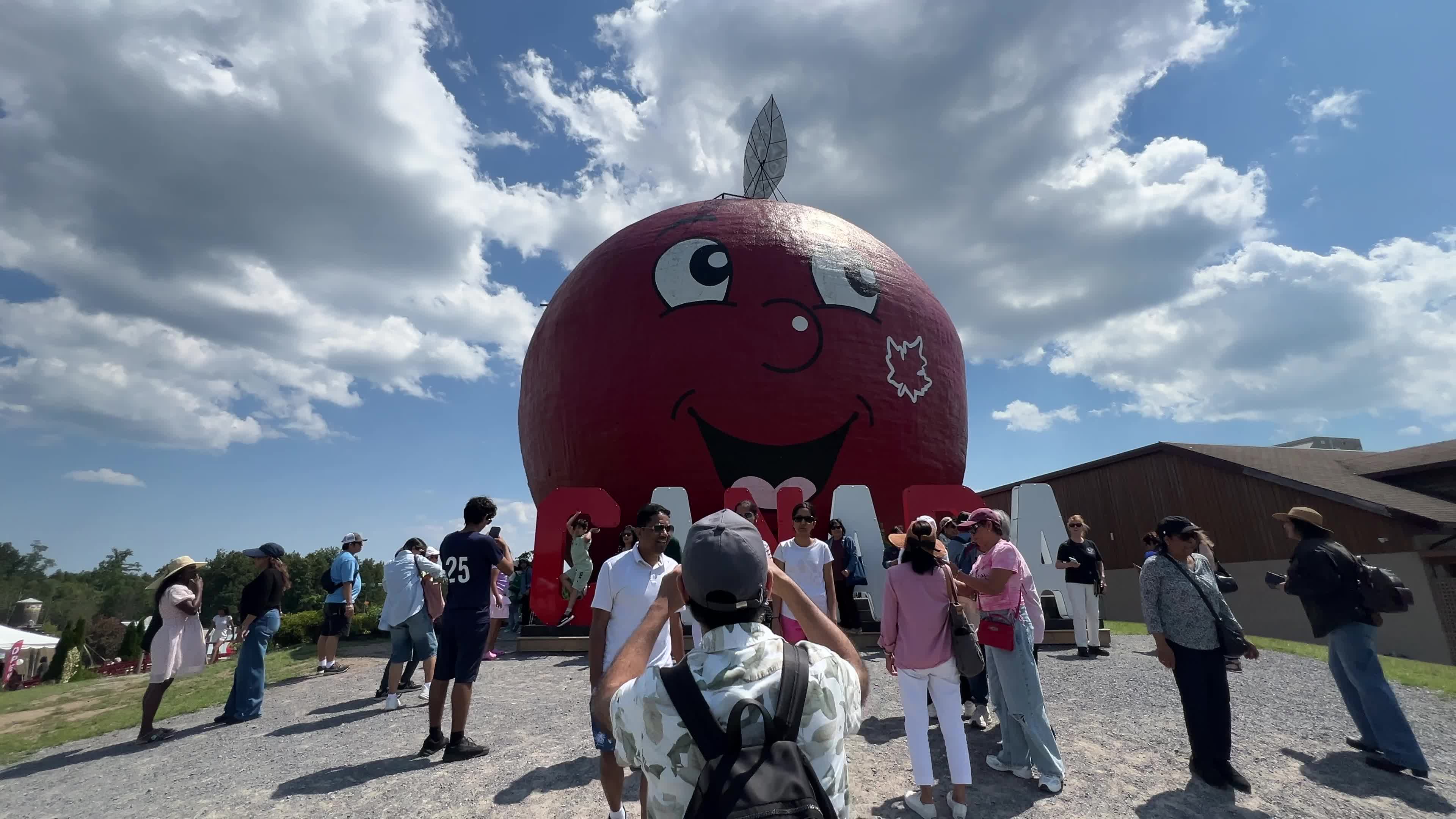 Big Apple in Colborne, Ontario