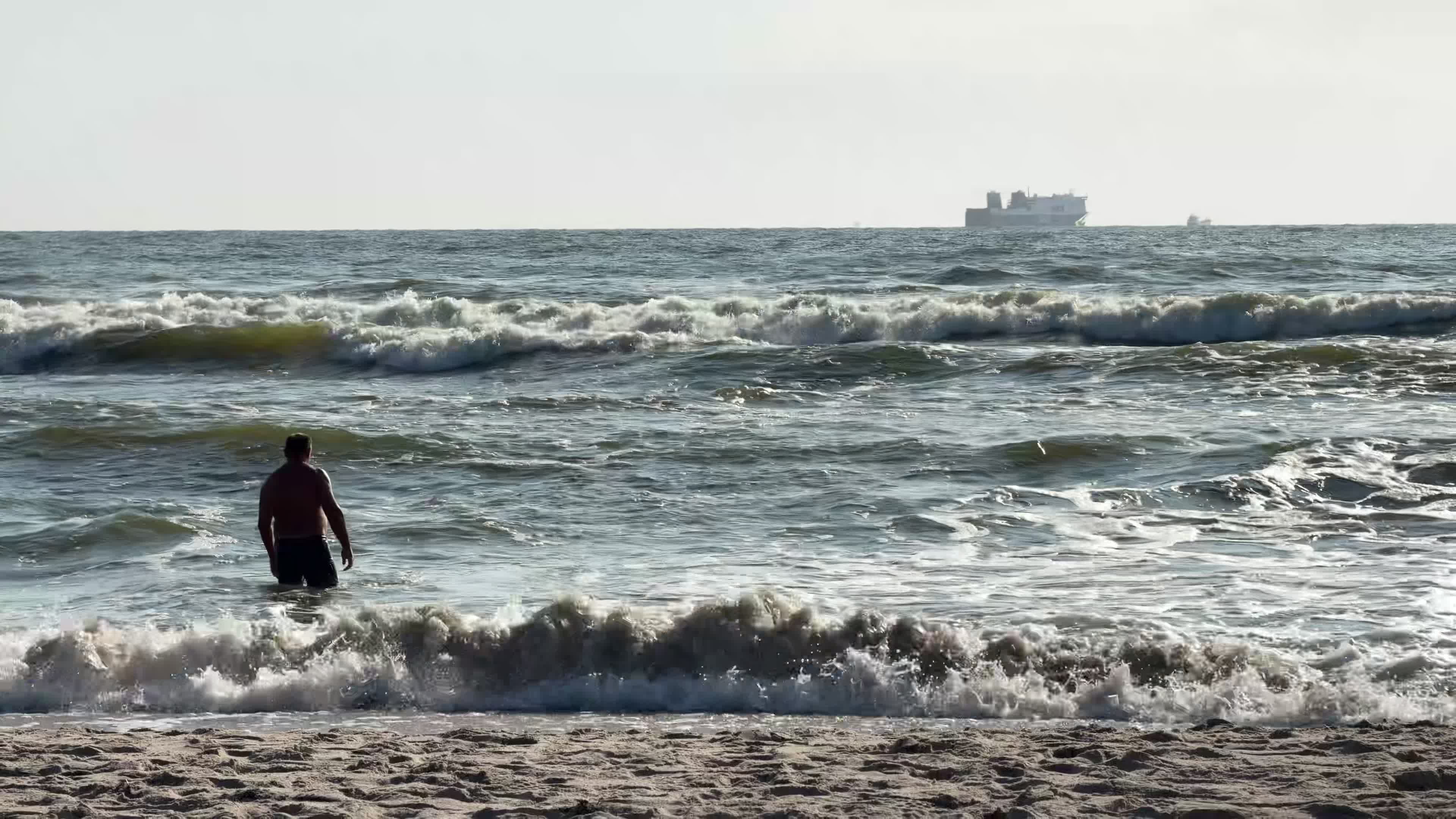 Storms Threaten to End Lithuania's Summer Stretch as Baltic Coast Braces for Wet Weather