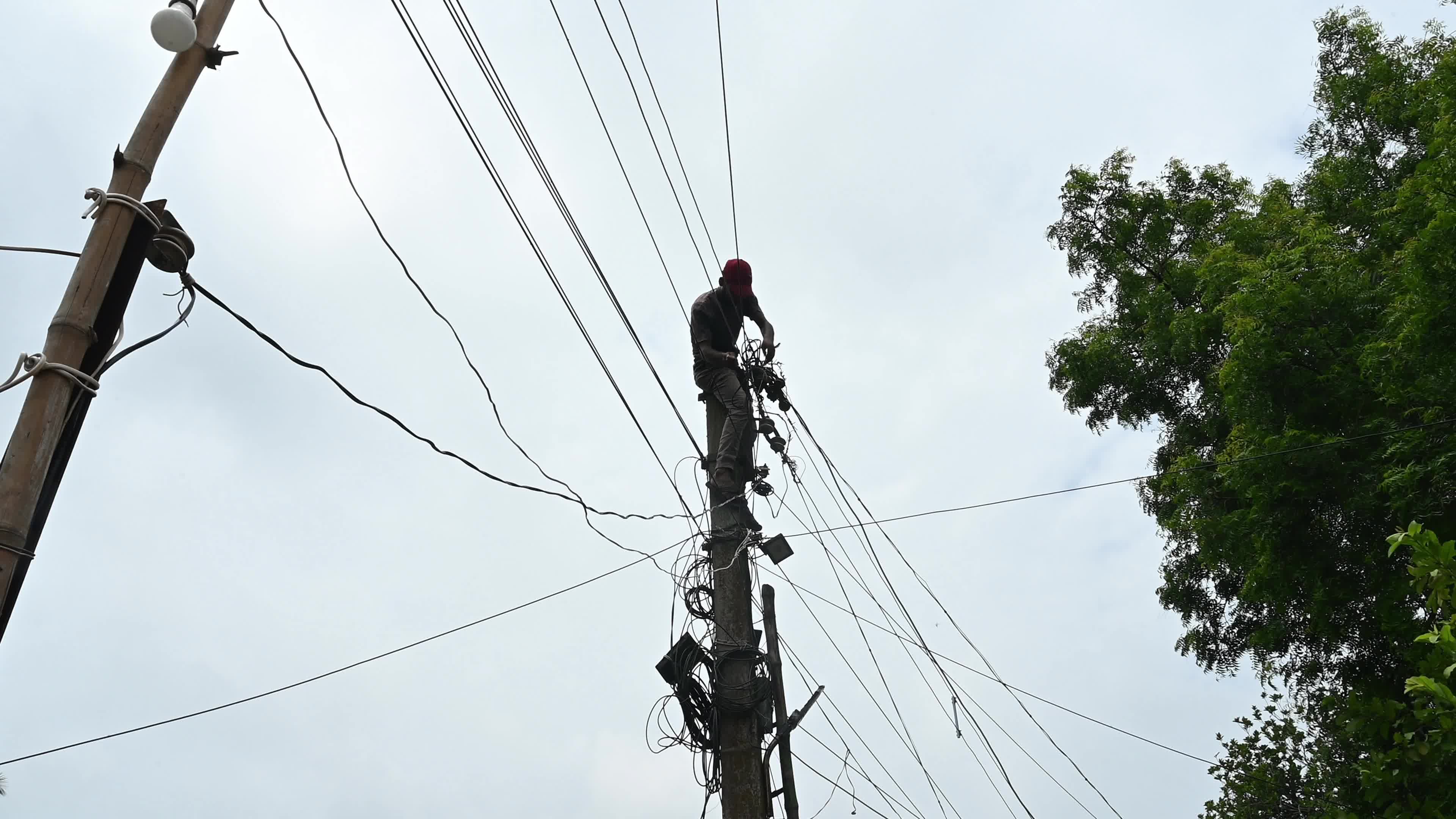 Indian Power Sector - Electricity - Electrician Safety in India