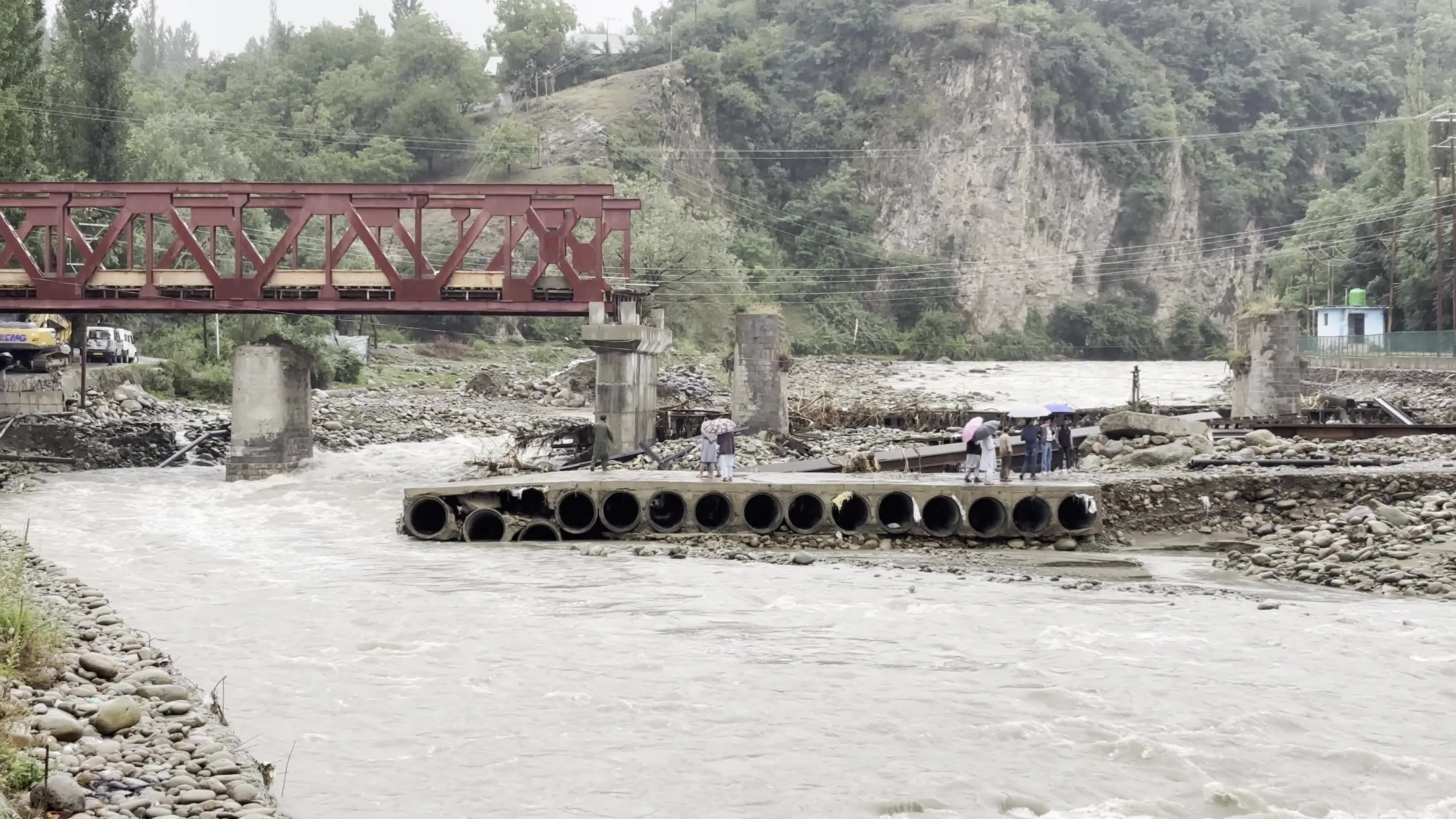 Deadly Floods Hit Kashmir, India
