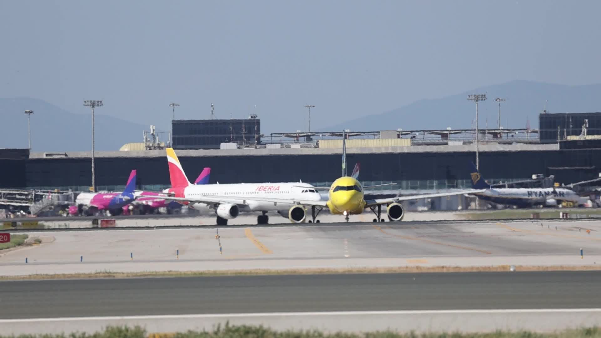 A Sky Angkor Airlines Airbus A320 on the runway at Barcelona Airport