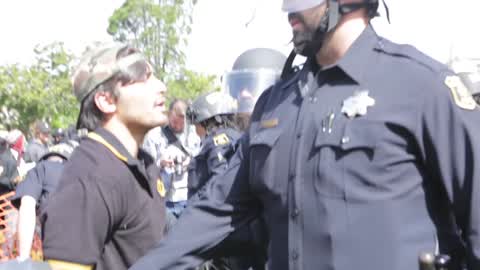 Trump supporters and protesters clash at free speech rally in Berkeley