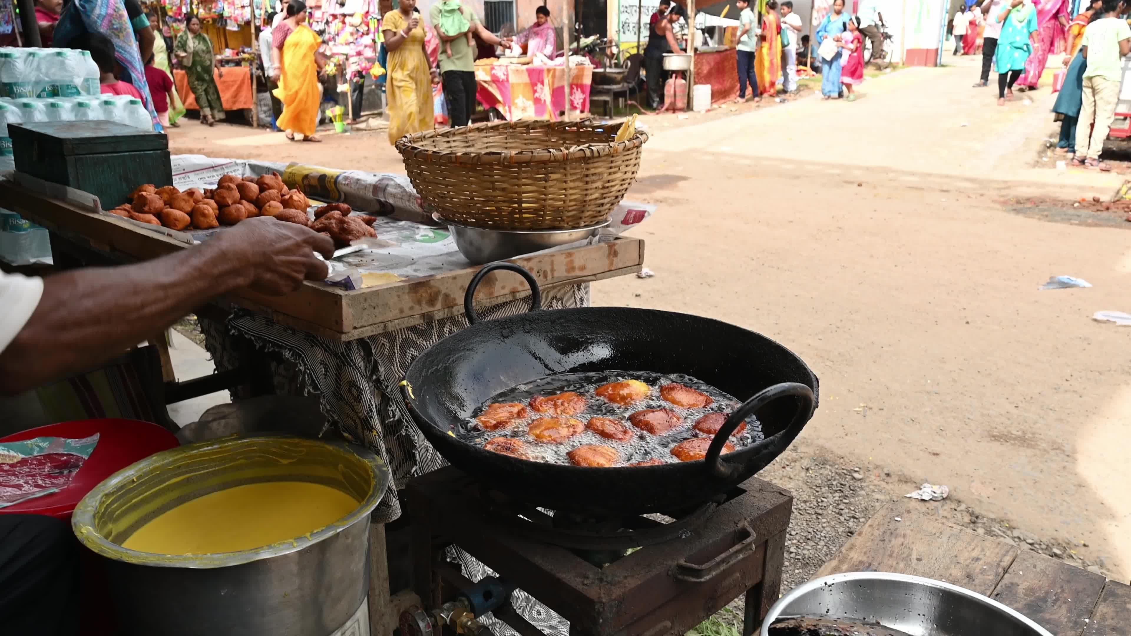 Indian Street Food - Telebhaja (deep-fried Fritters)