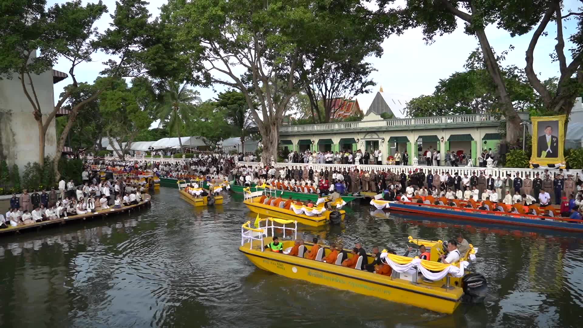 Boat Alms Giving Ceremony Featuring 225 Buddhist Monks.